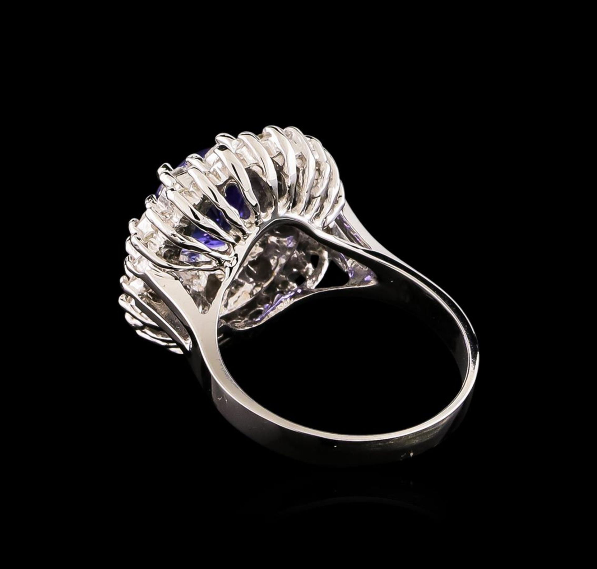 14KT White Gold 2.38 ctw Tanzanite and Diamond Ring - Image 3 of 5