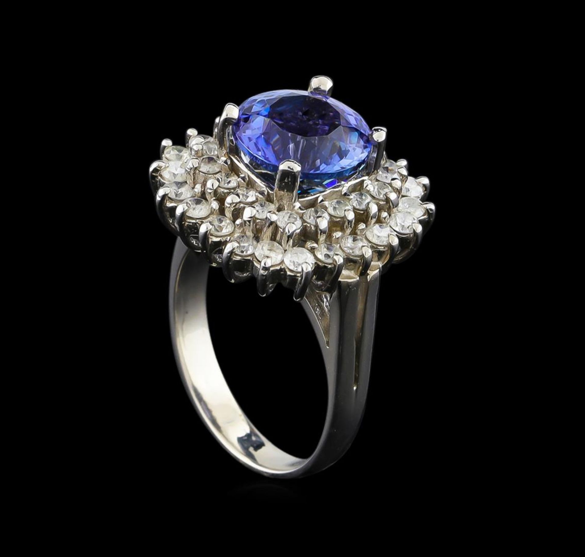 14KT White Gold 3.11 ctw Tanzanite and Diamond Ring - Image 4 of 5