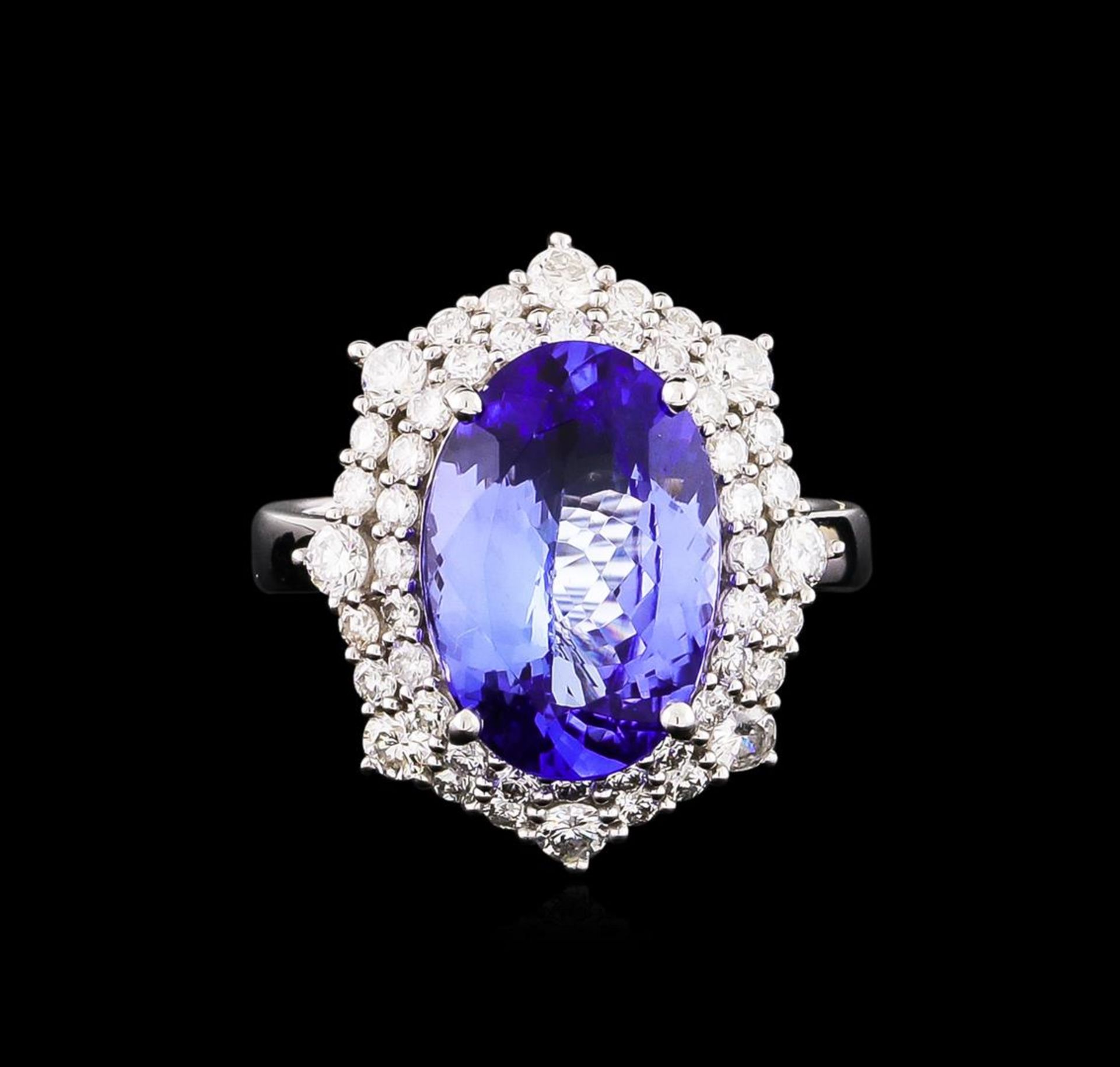 14KT White Gold 5.20 ctw Tanzanite and Diamond Ring - Image 2 of 5