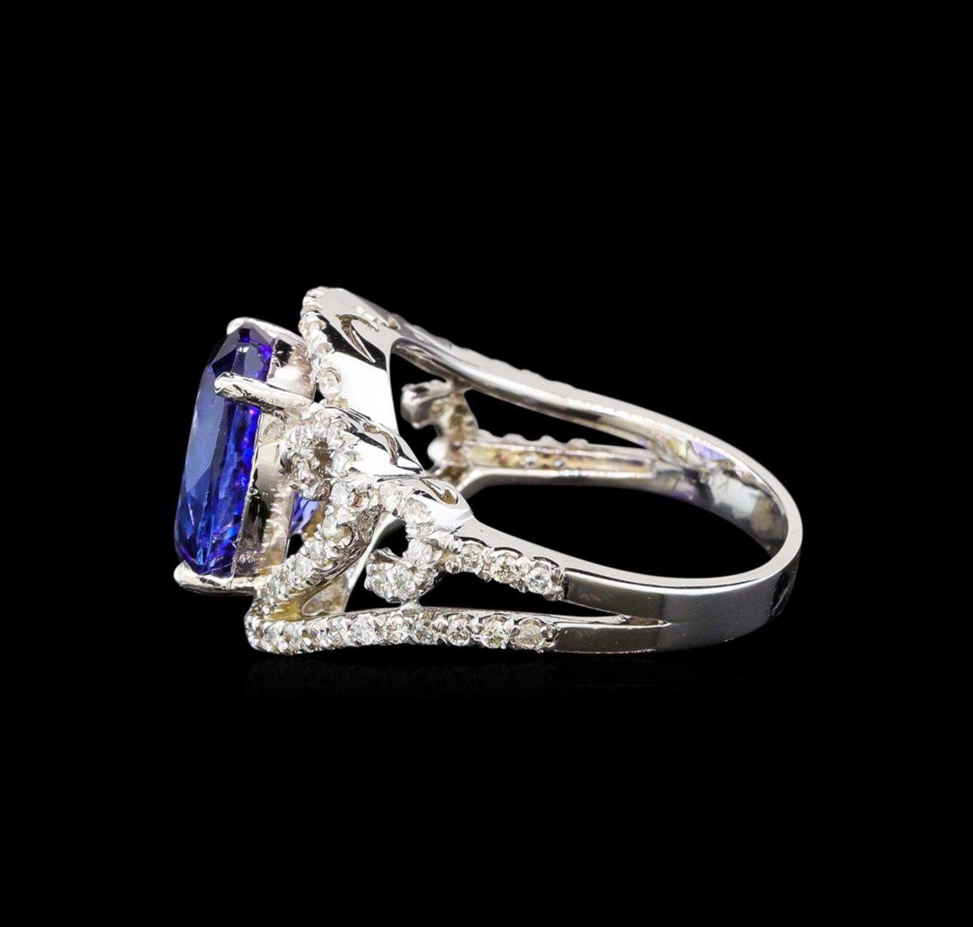 14KT White Gold 4.55 ctw Tanzanite and Diamond Ring - Image 3 of 5