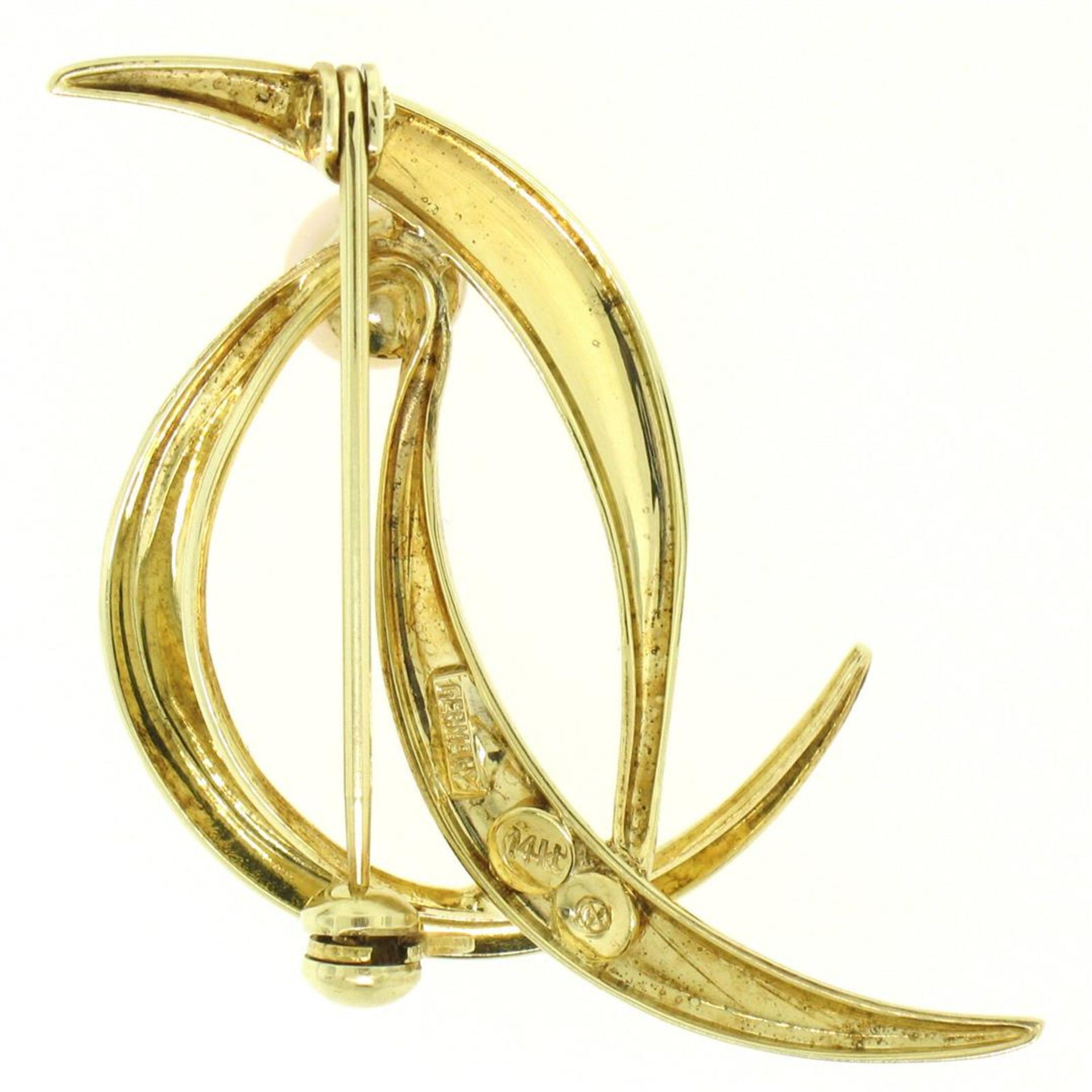14k Solid Yellow Gold German 5.9mm Round Cultured Pearl Textured Bird Brooch Pin - Image 3 of 6