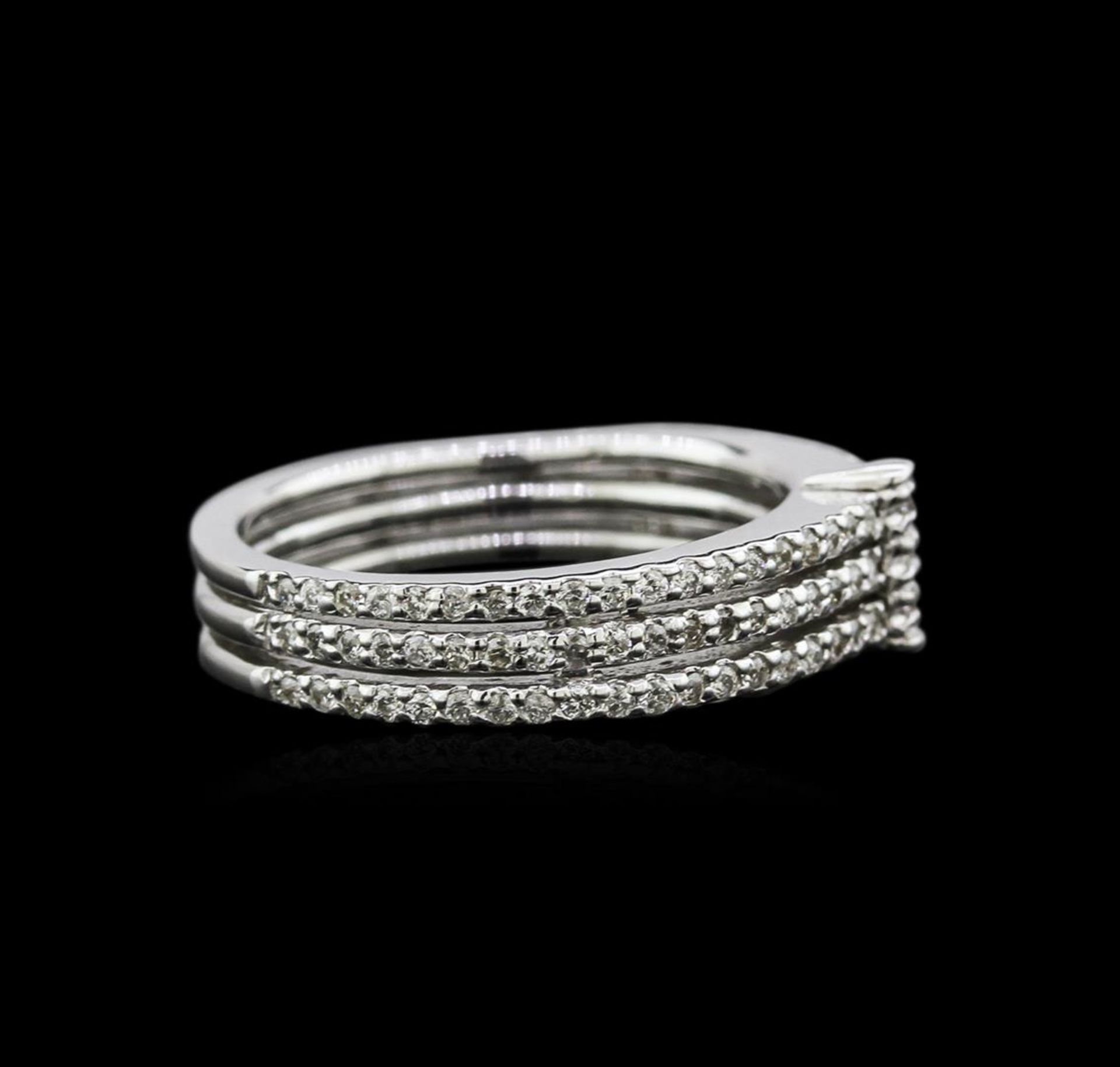 0.52ctw Diamond Ring - 14KT White Gold