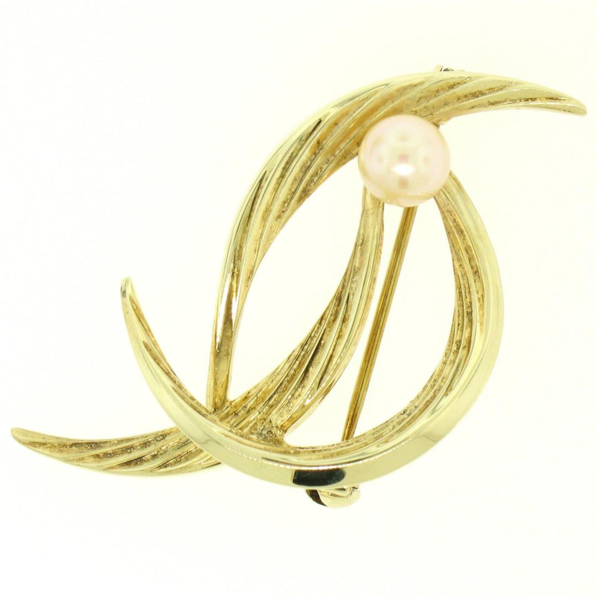 14k Solid Yellow Gold German 5.9mm Round Cultured Pearl Textured Bird Brooch Pin - Image 2 of 6