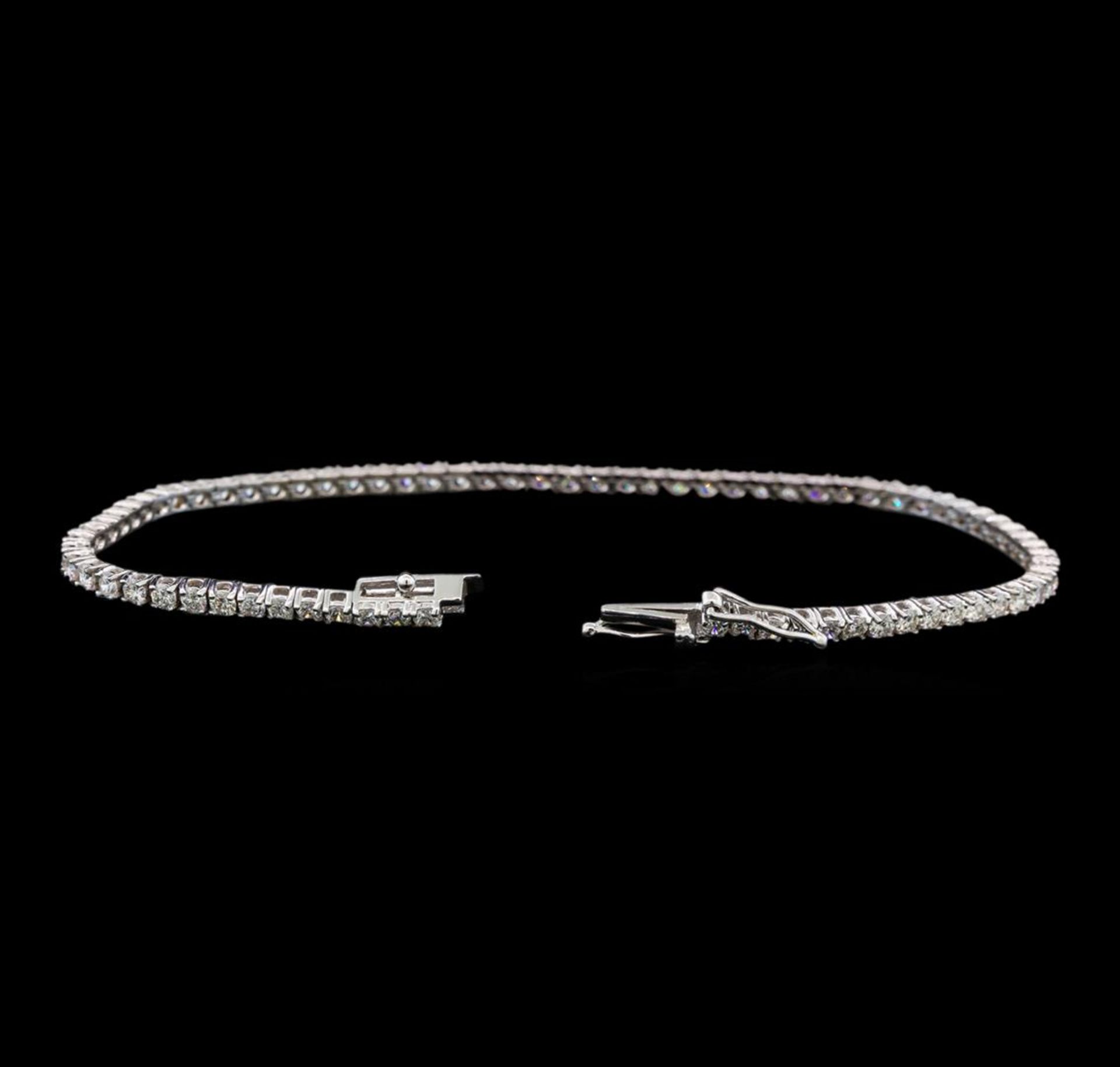 18KT White Gold 2.51 ctw Diamond Tennis Bracelet - Image 3 of 4