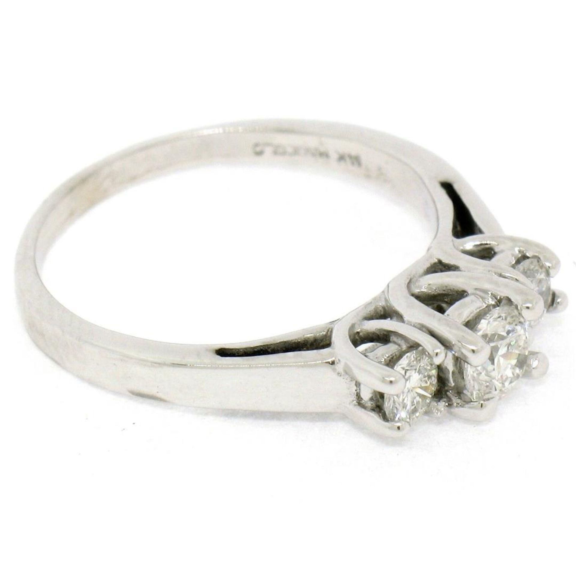 Classic 14k White Gold 0.45ctw Three Stone F VS2 Round Diamond Engagement Ring - Image 7 of 9
