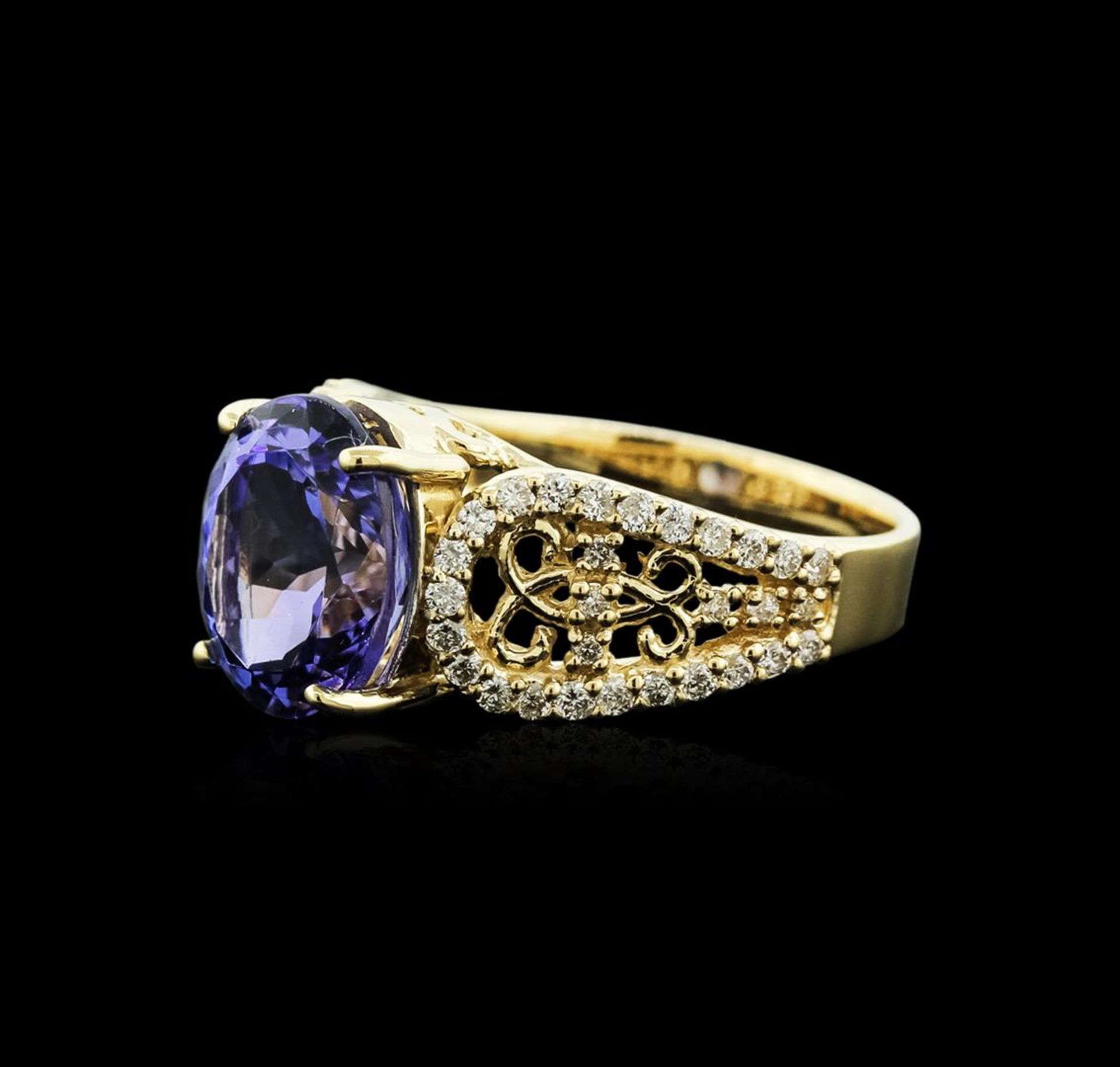 14KT Yellow Gold 4.98 ctw Tanzanite and Diamond Ring - Image 2 of 4