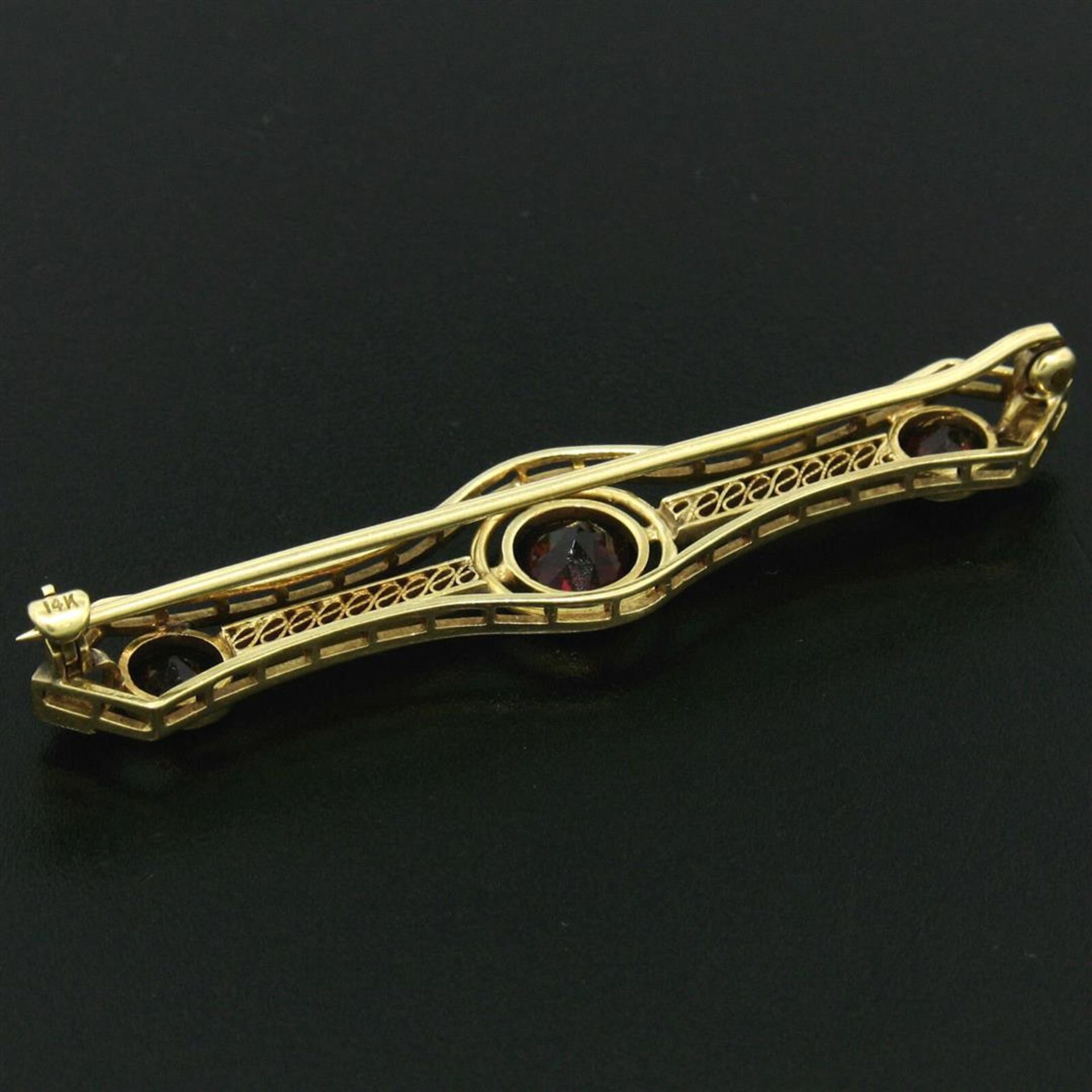 Antique Art Nouveau 14k Yellow Gold 2.20ctw Old Round Garnet Filigree Bar Pin Br - Image 5 of 7