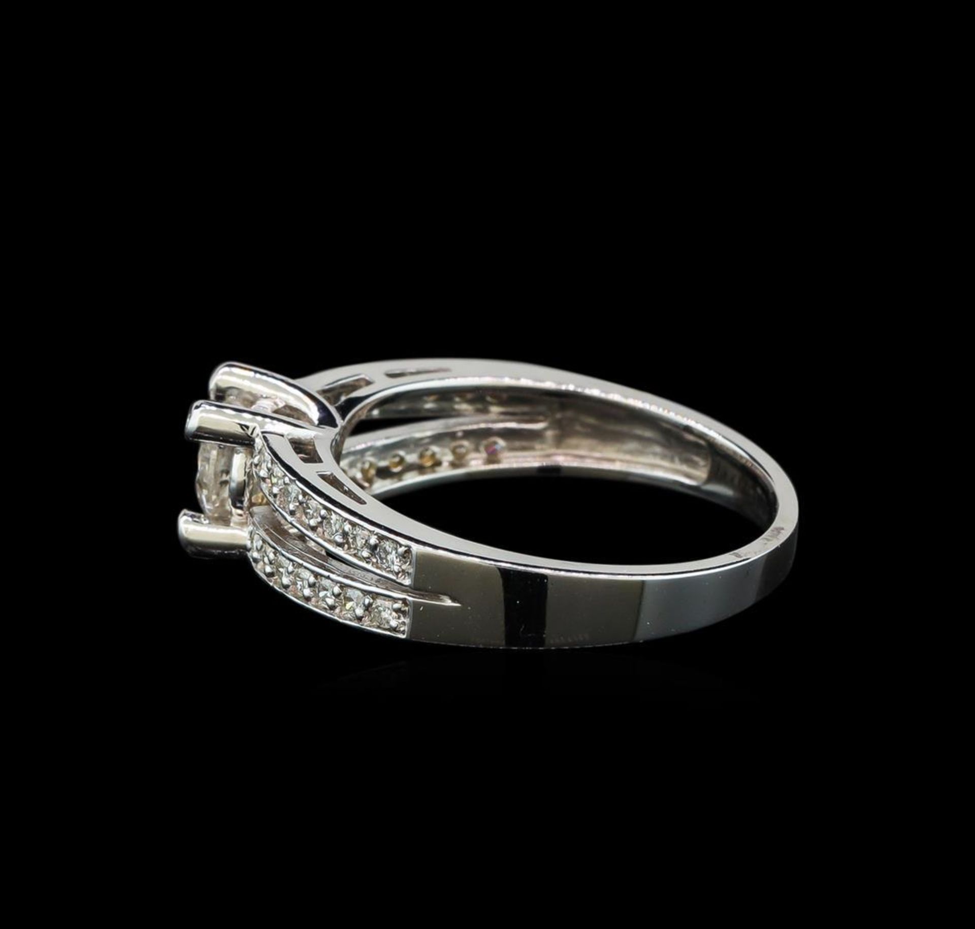 0.77 ctw Diamond Ring - 14KT White Gold - Image 3 of 4