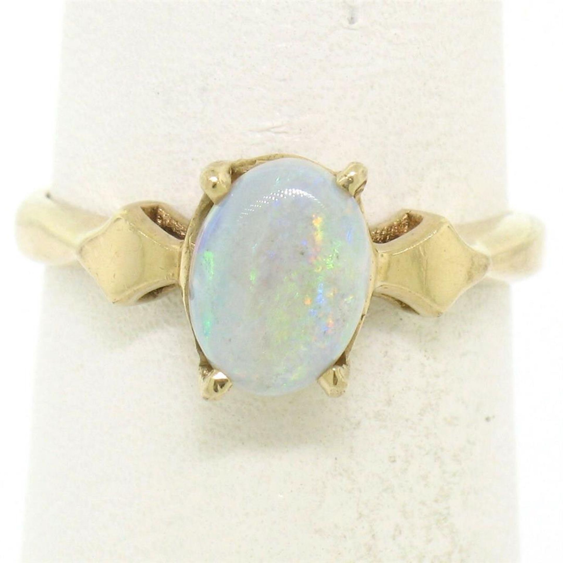 Vintage 14K Yellow Gold 0.65ct Petite Oval Cabochon Opal Solitaire Ring Size 6 - Image 2 of 9