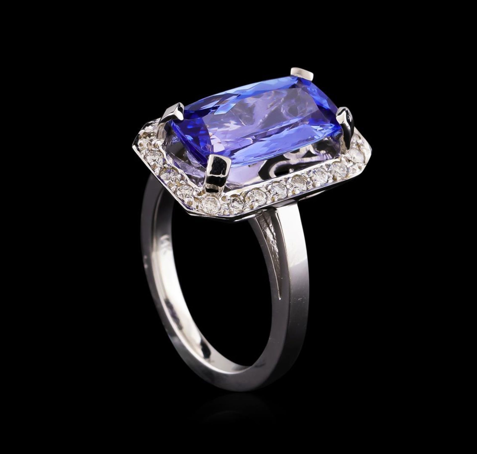 4.47 ctw Tanzanite and Diamond Ring - 14KT White Gold - Image 4 of 5