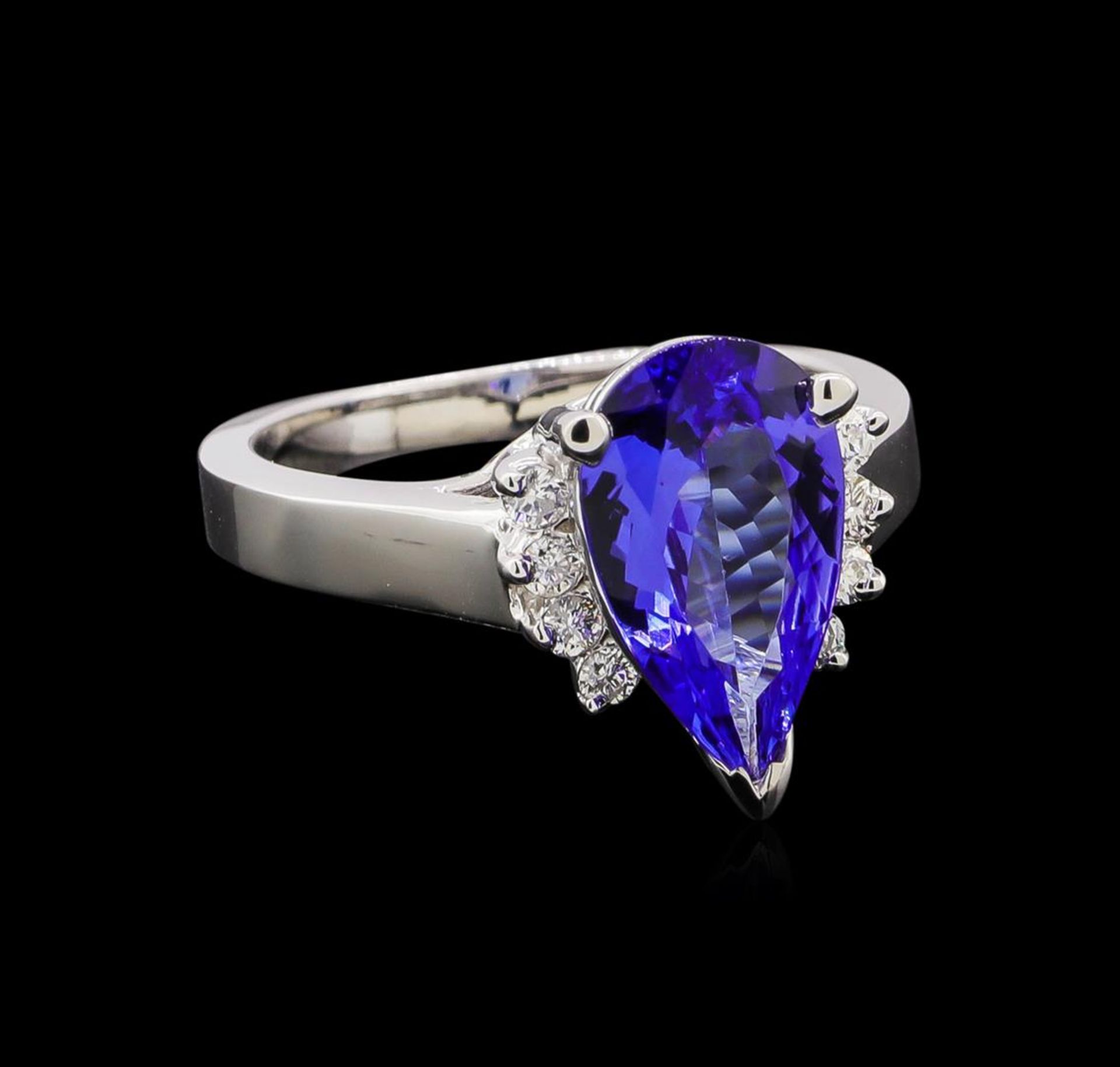 2.70 ct Tanzanite and Diamond Ring - 14KT White Gold