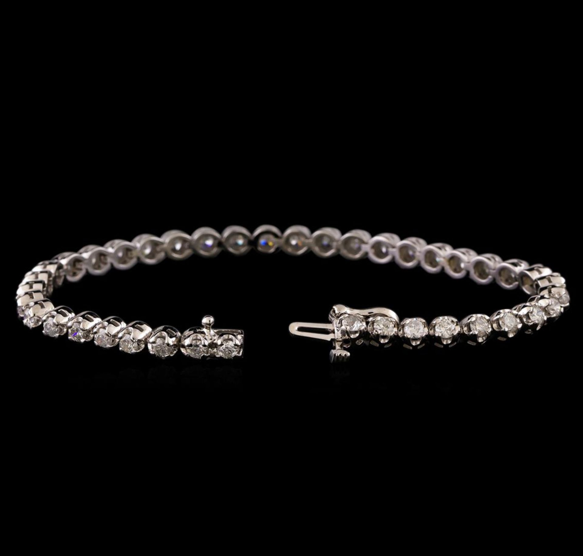 14KT White Gold 3.02 ctw Diamond Tennis Bracelet - Image 3 of 4