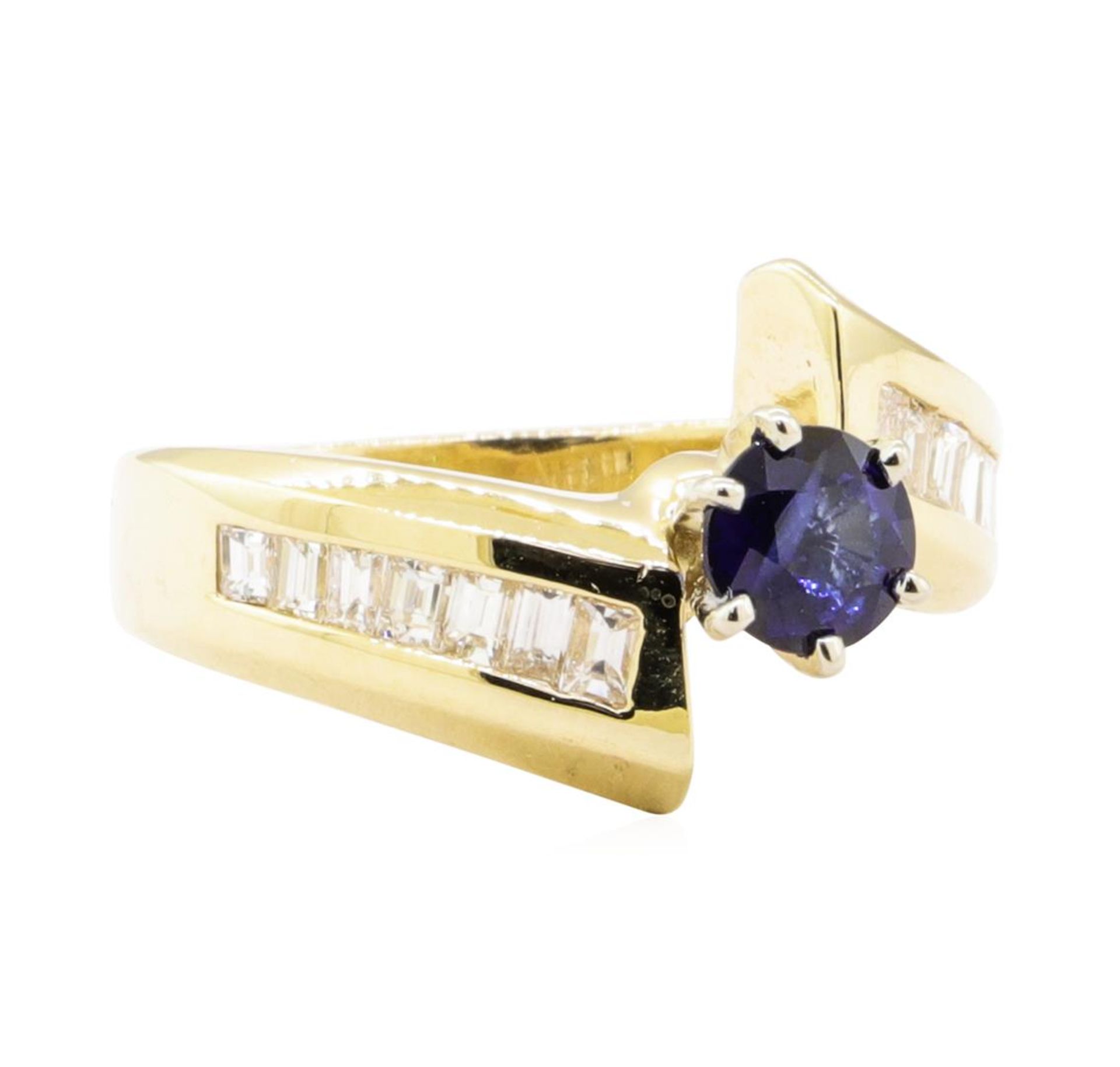 1.31ctw Blue Sapphire and Diamond Ring - 14KT Yellow Gold