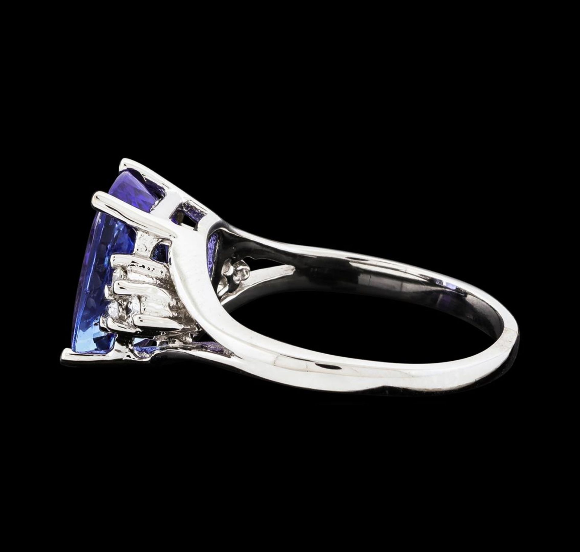 3.40 ctw Tanzanite and Diamond Ring - 14KT White Gold - Image 3 of 5