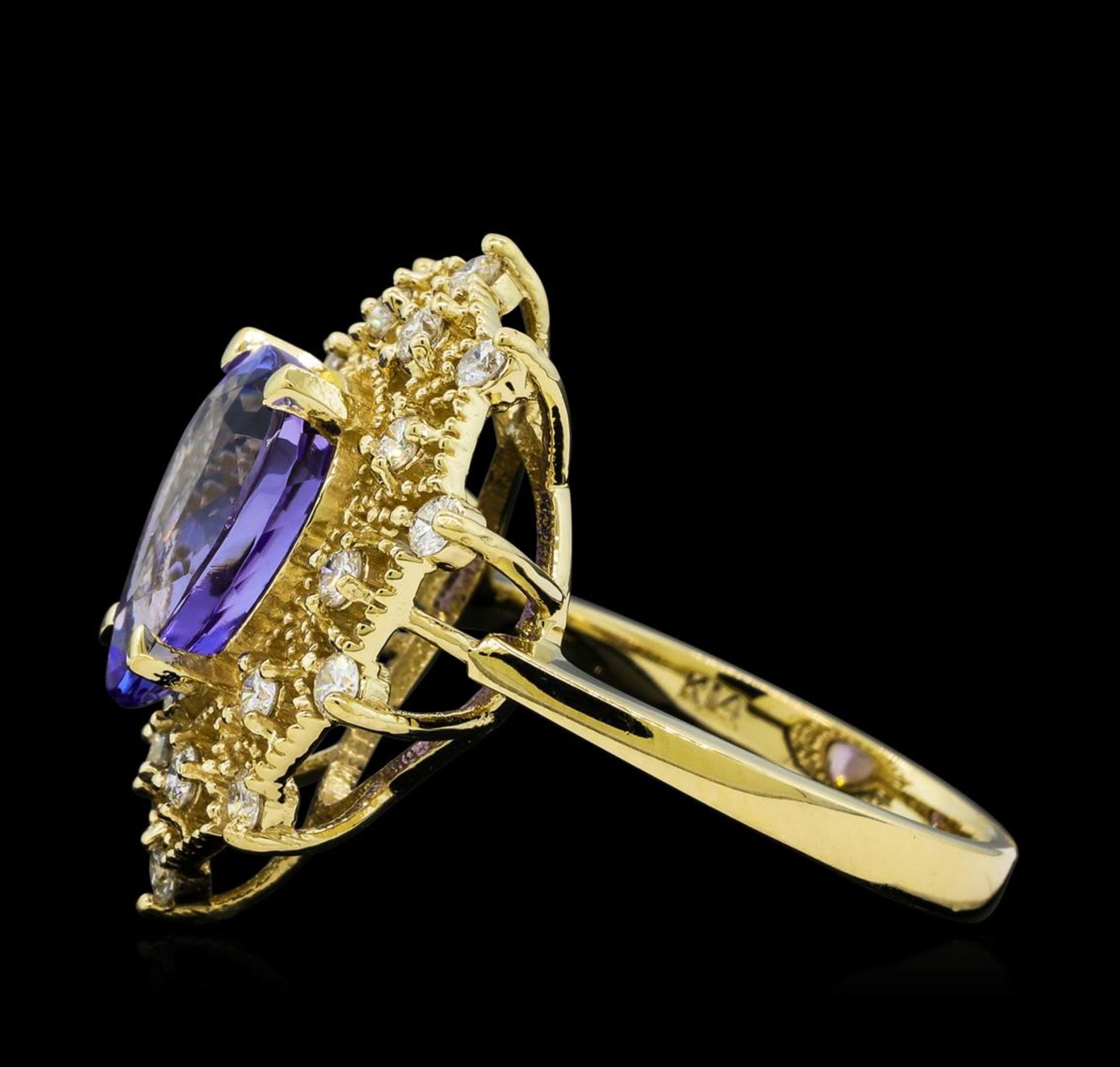 3.20 ctw Tanzanite and Diamond Ring - 14KT Yellow Gold - Image 3 of 4