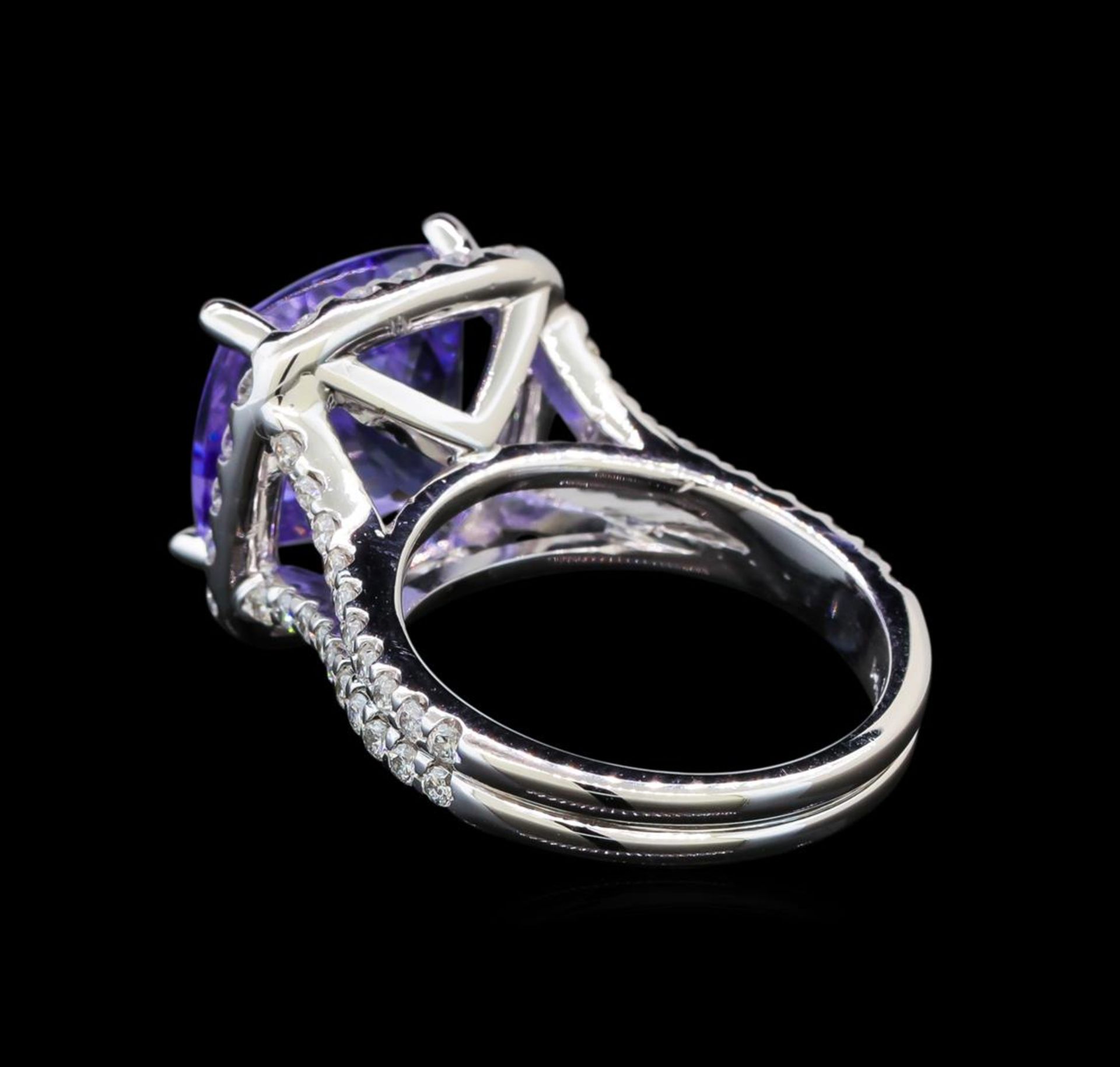 14KT White Gold 6.81 ctw Tanzanite and Diamond Ring - Image 3 of 5