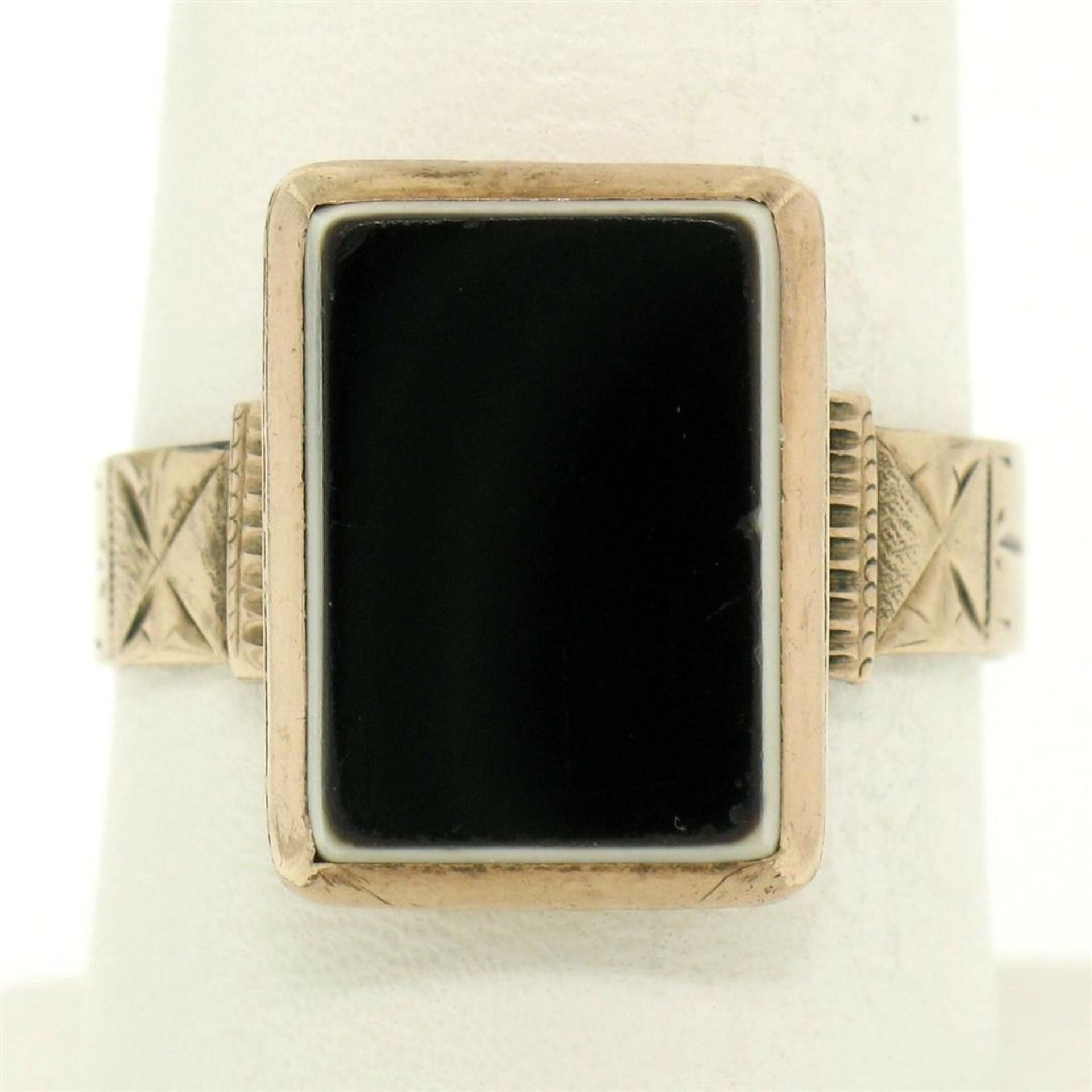 10K Rose Gold Bezel Set Uncarved Stone Solitaire Ring - Image 4 of 8