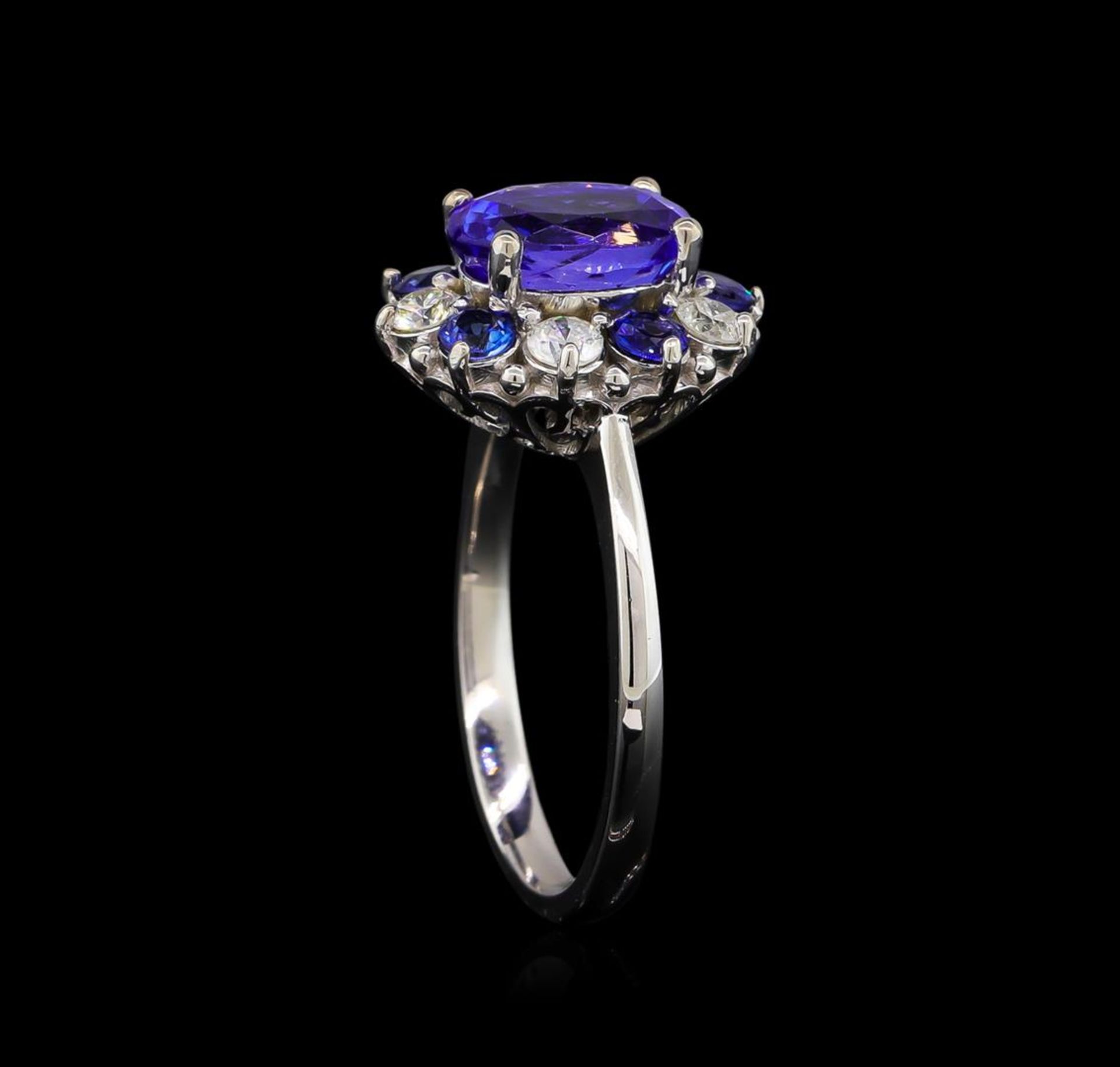 2.55ct Tanzanite, Sapphire and Diamond Ring - 14KT White Gold - Image 4 of 4