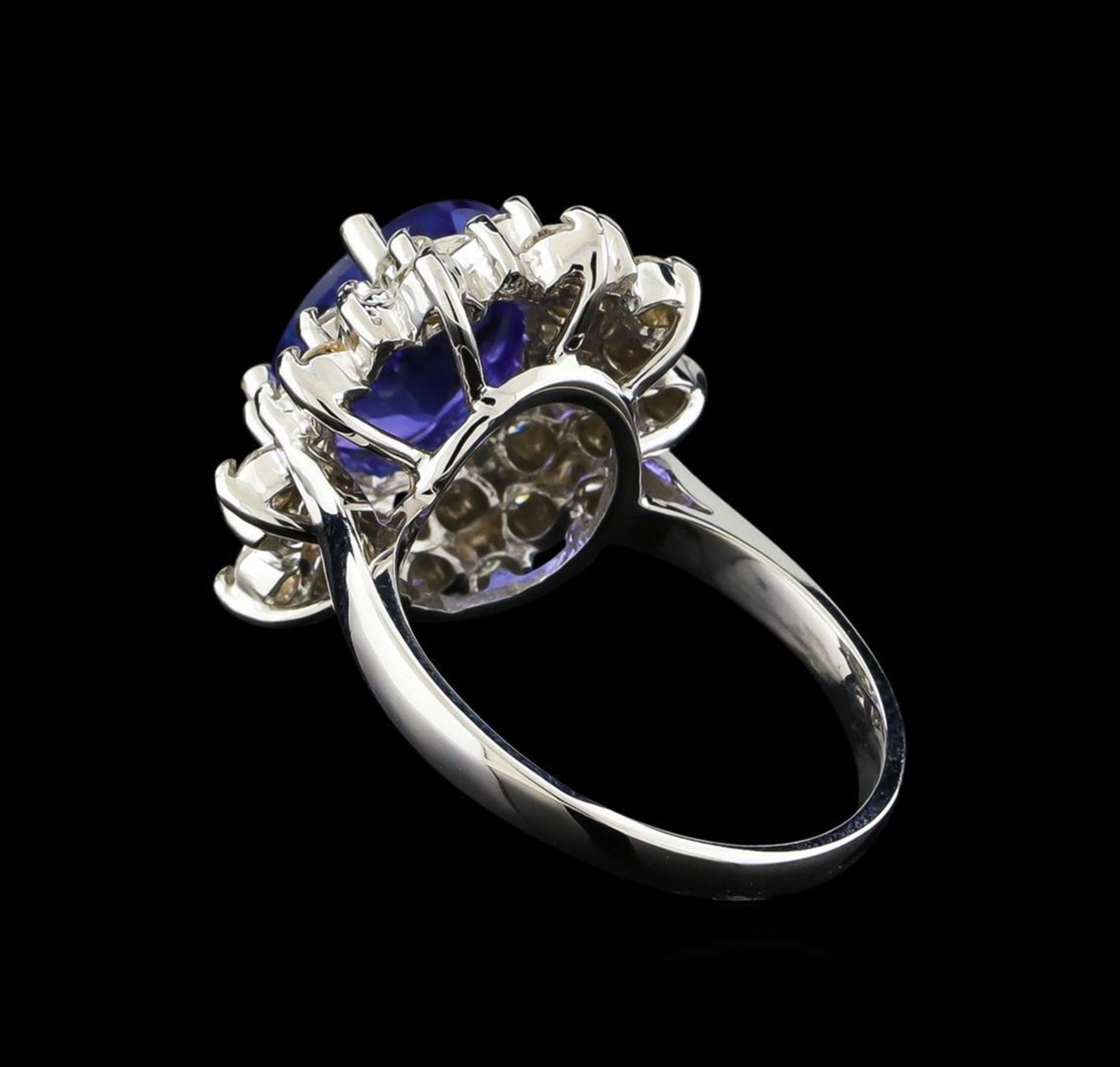 3.50 ctw Tanzanite and Diamond Ring - 14KT White Gold - Image 3 of 5