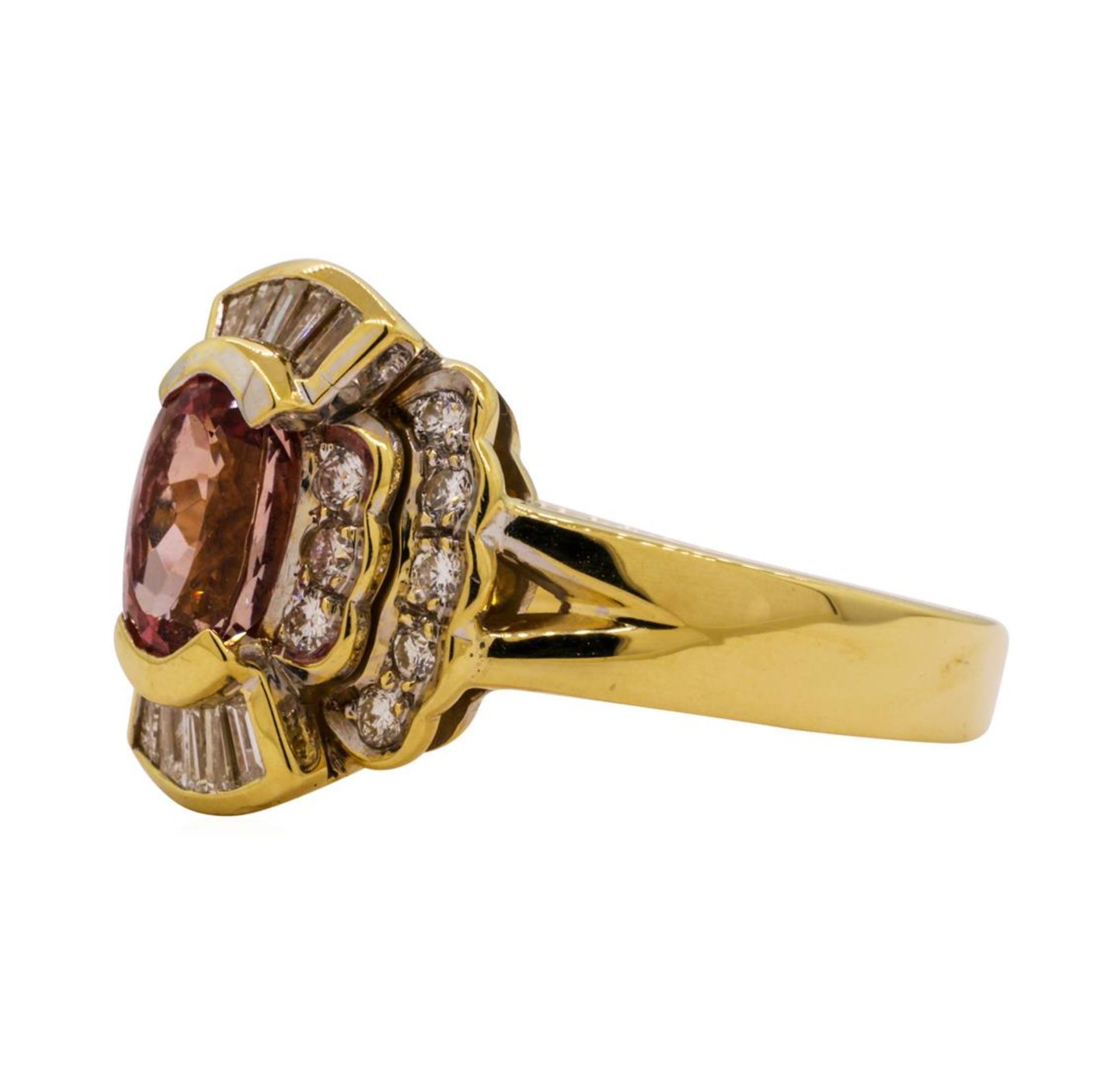 1.82 ctw Pink Spinel and Diamond Ring - 18KT Yellow Gold - Image 2 of 5