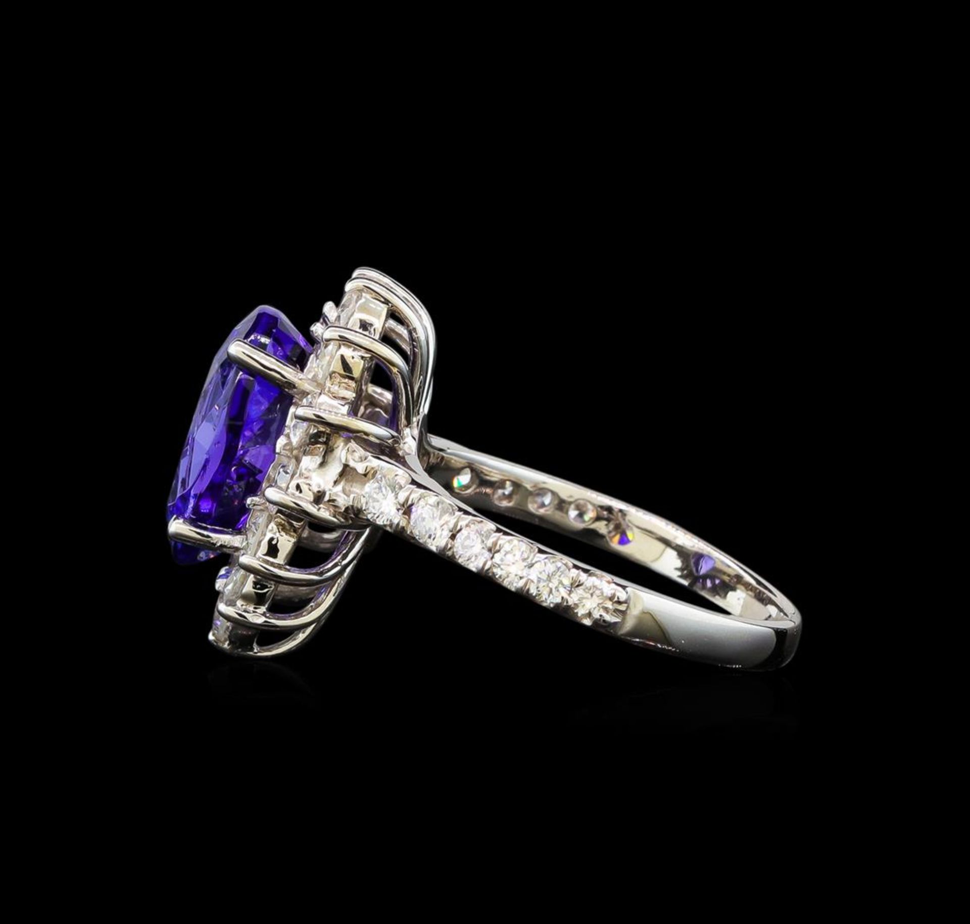 14KT White Gold 4.48 ctw Tanzanite and Diamond Ring - Image 3 of 5