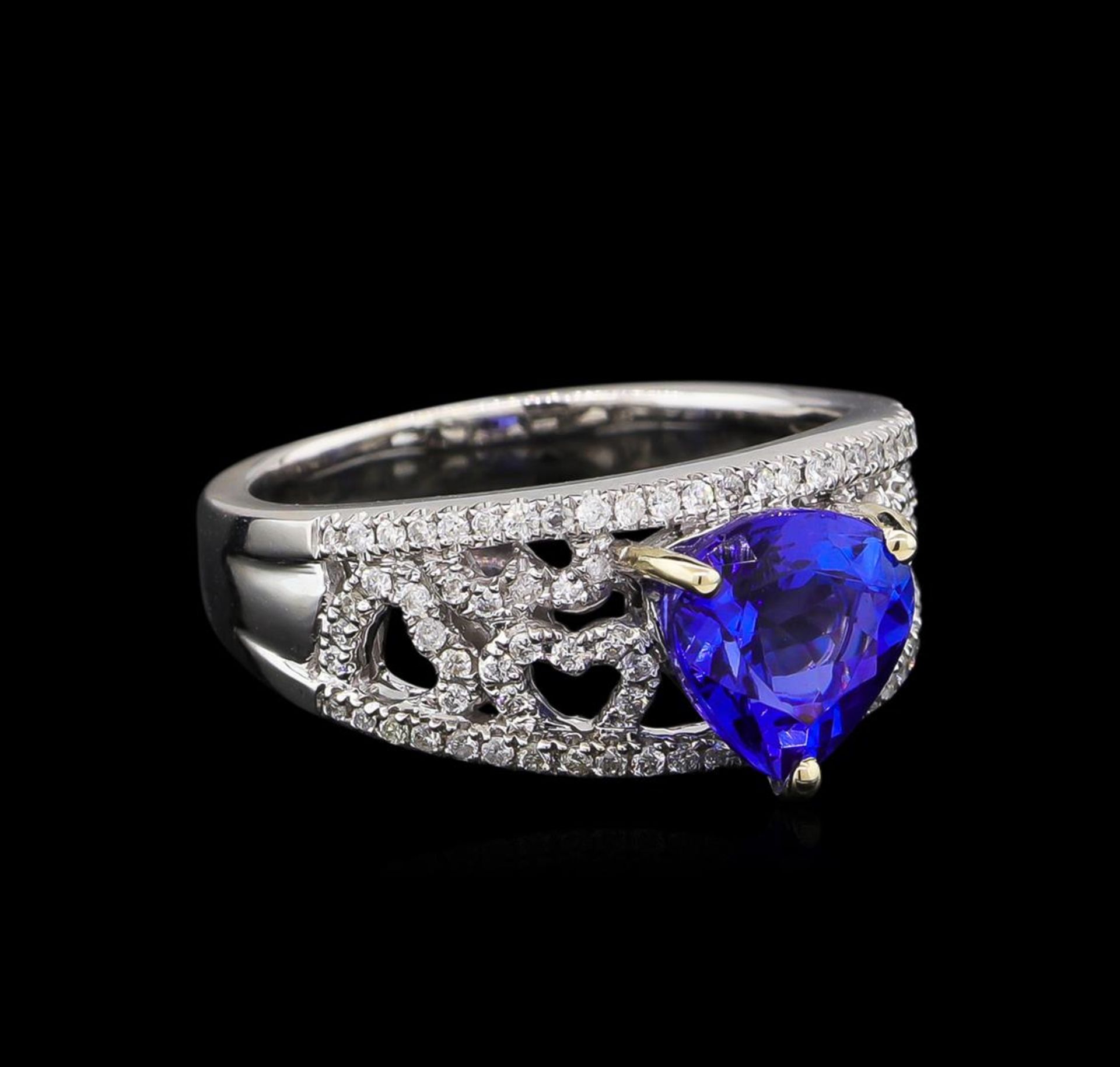 14KT White Gold 2.18 ctw Tanzanite and Diamond Ring