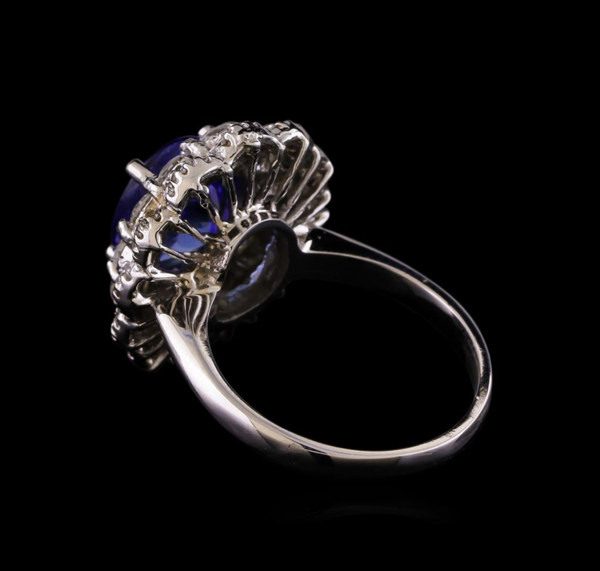 14KT White Gold 3.15 ctw Tanzanite and Diamond Ring - Image 3 of 5