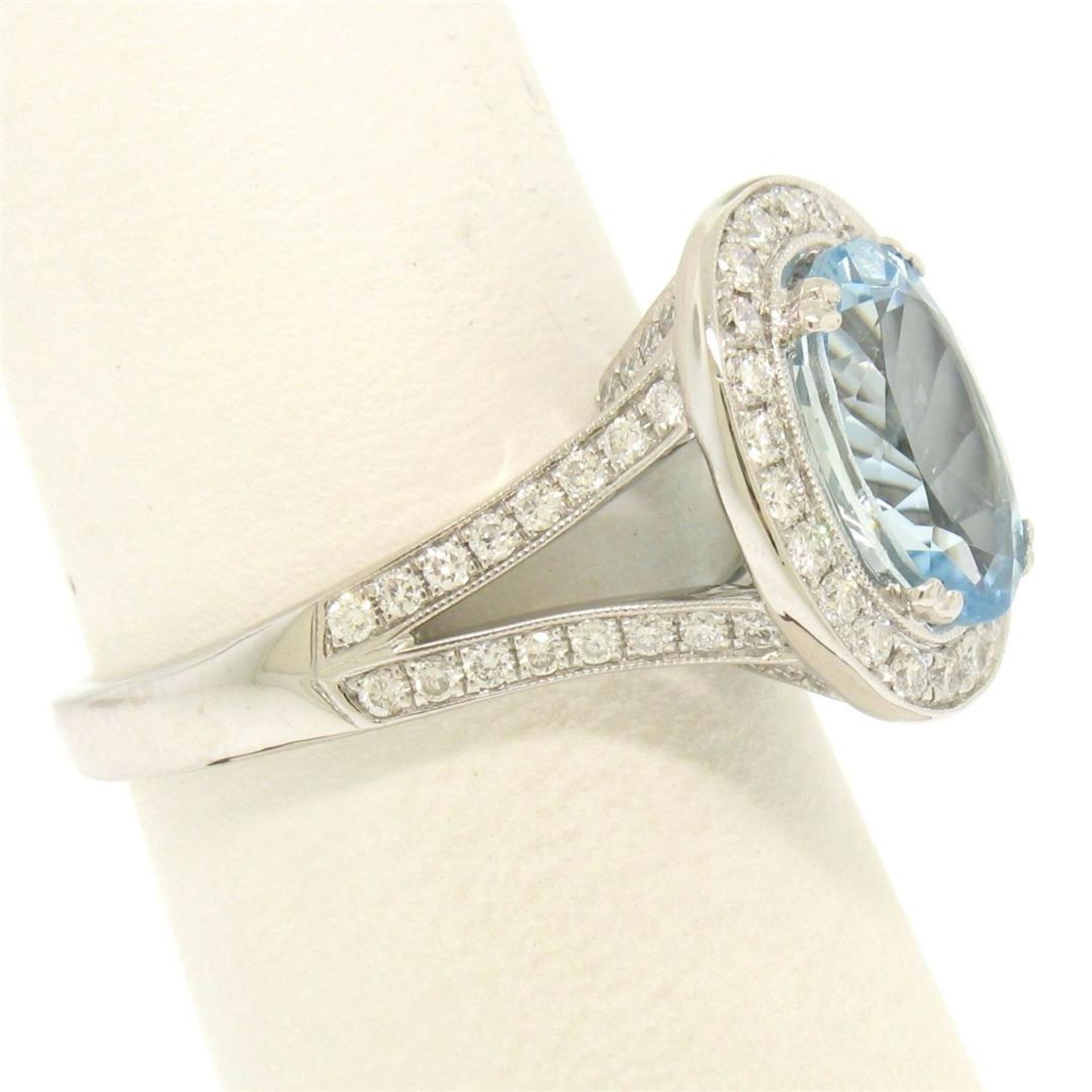 Modern 18K White Gold 3.07ct Oval Aquamarine Diamond Sylvie Split Shank Ring - Image 7 of 9