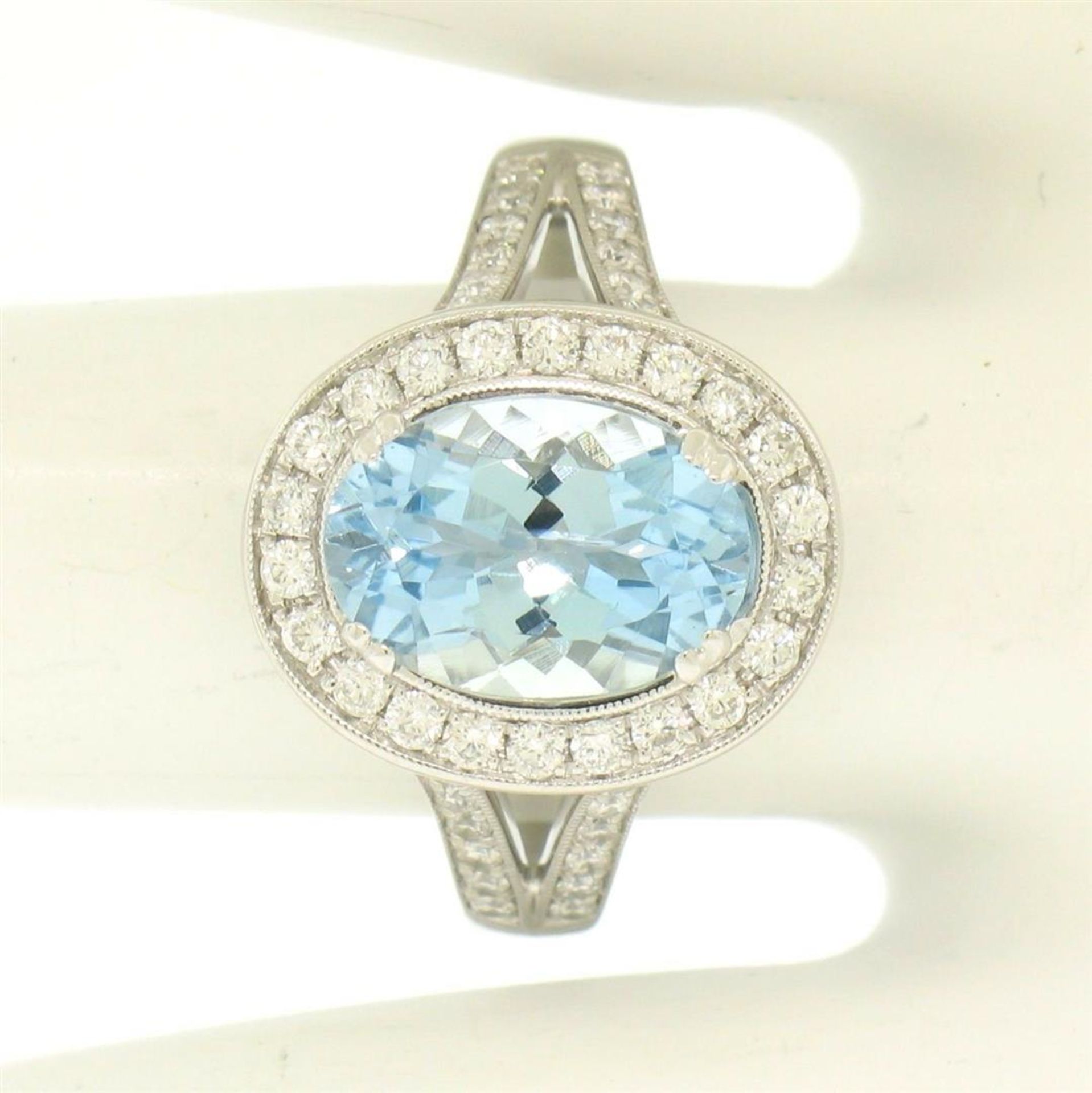 Modern 18K White Gold 3.07ct Oval Aquamarine Diamond Sylvie Split Shank Ring - Image 2 of 9