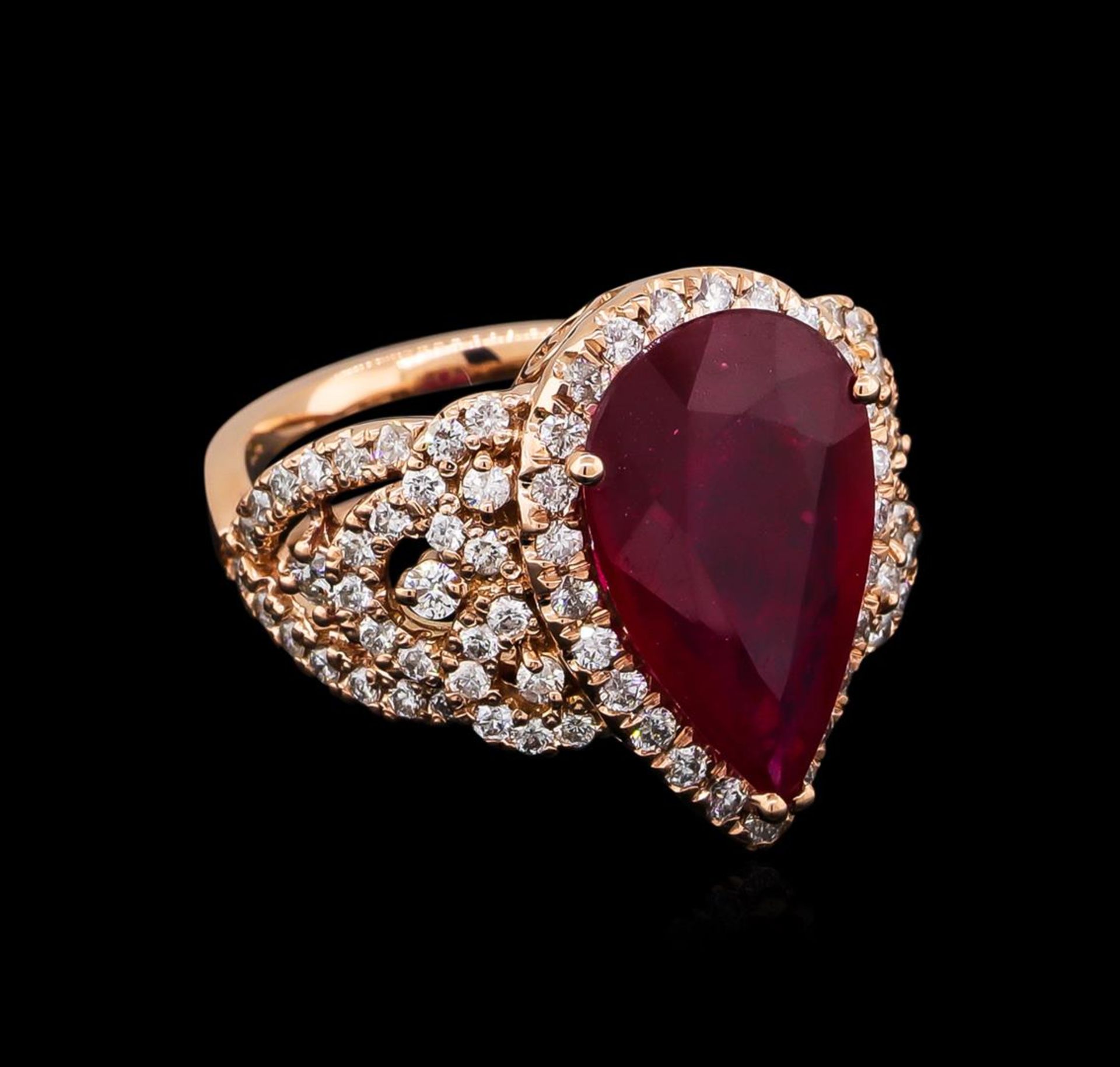 5.35ct Ruby and Diamond Ring - 14KT Rose Gold