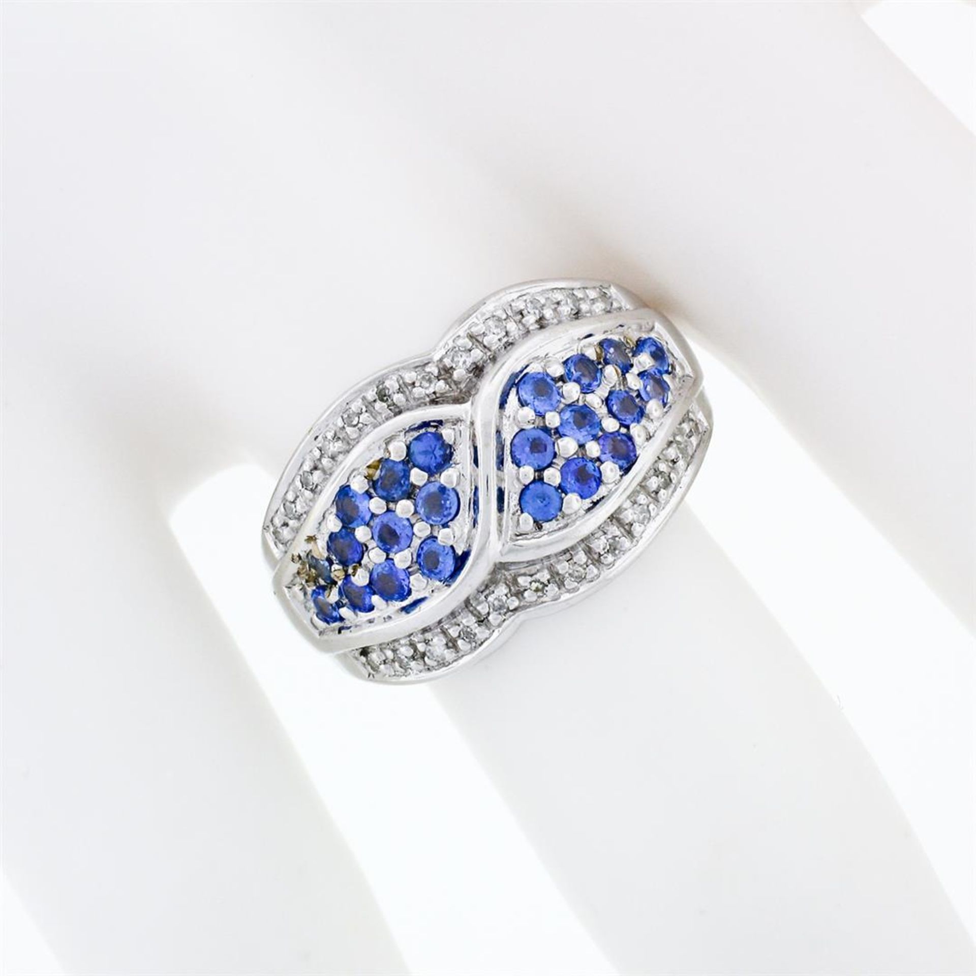 14k White Gold .85ctw Round Brilliant Tanzanite & Diamond Wide Cluster Band Ring - Image 3 of 7