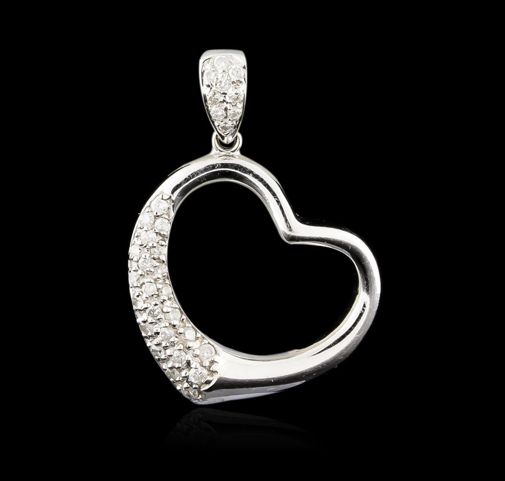 18KT White Gold 0.43ctw Diamond Heart Pendant