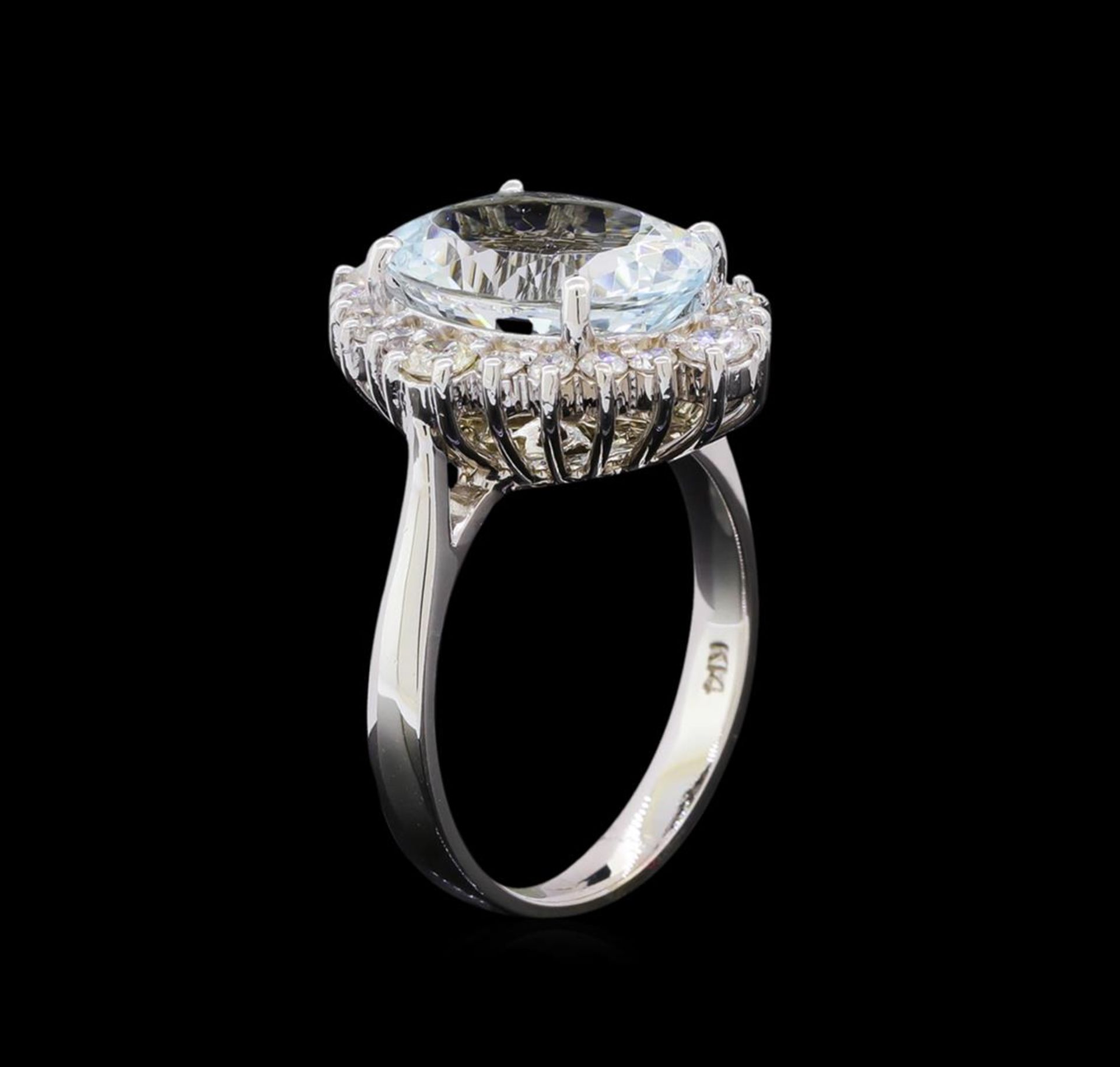 4.68 ctw Aquamarine and Diamond Ring - 14KT White Gold - Image 4 of 4