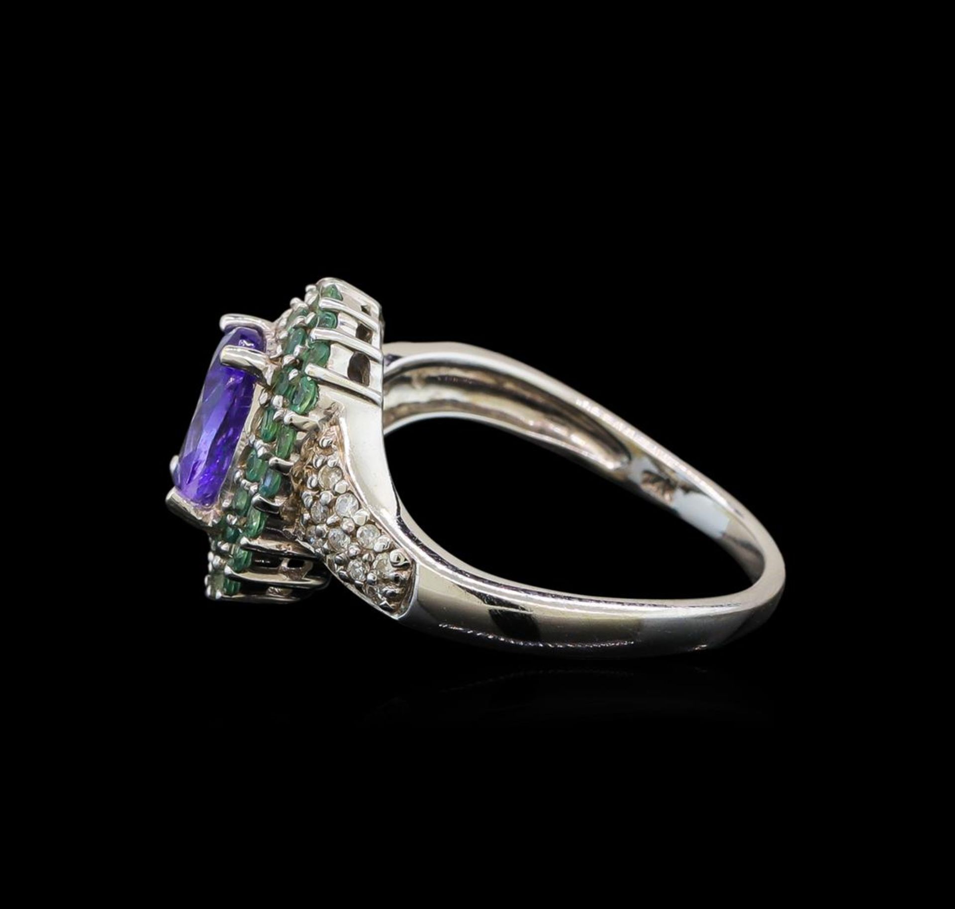 14KT White Gold 1.53 ctw Tanzanite, Emerald and Diamond Ring - Image 3 of 5