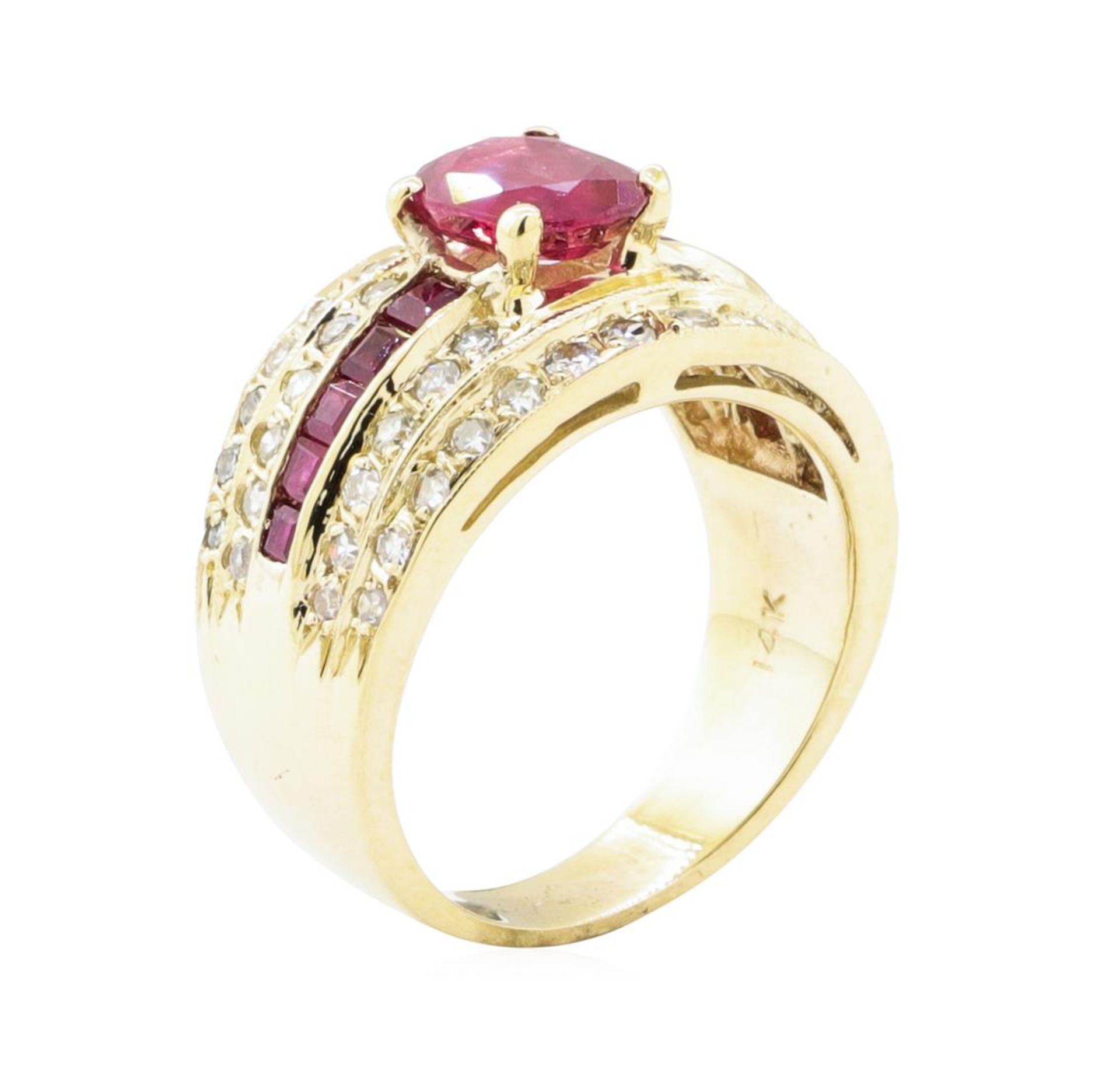 2.50 ctw Ruby and Diamond Ring - 14KT Yellow Gold - Image 4 of 5