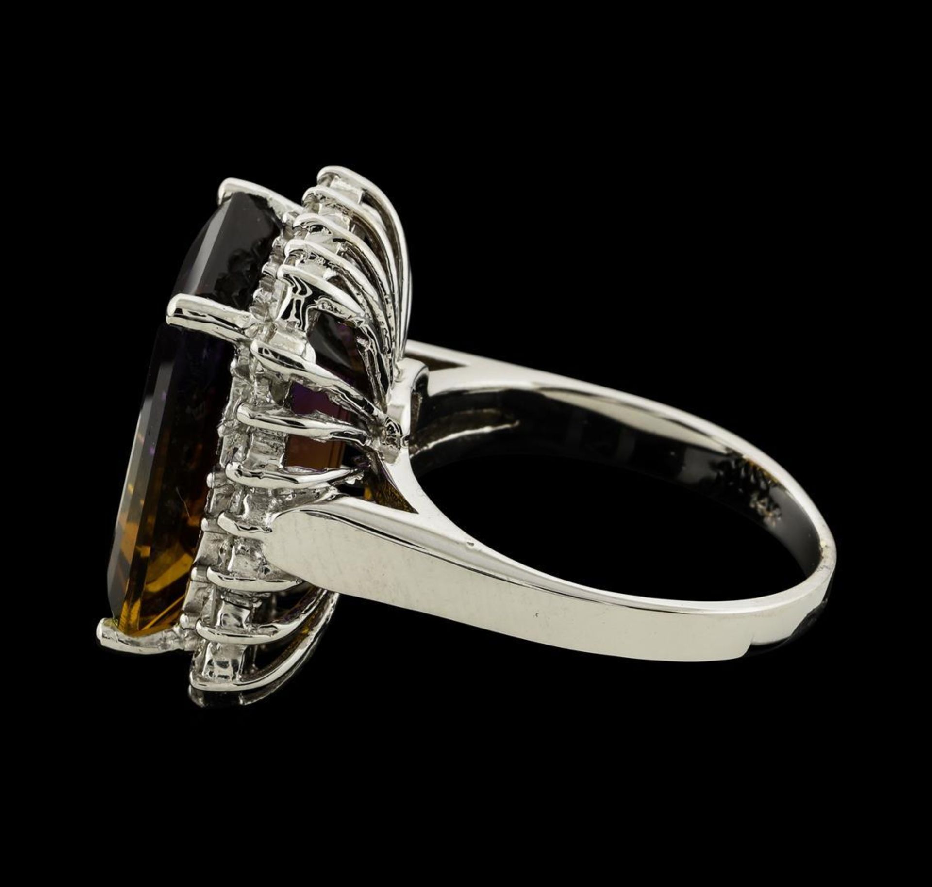 11.78 ctw Ametrine Quartz and Diamond Ring - 14KT White Gold - Image 3 of 5