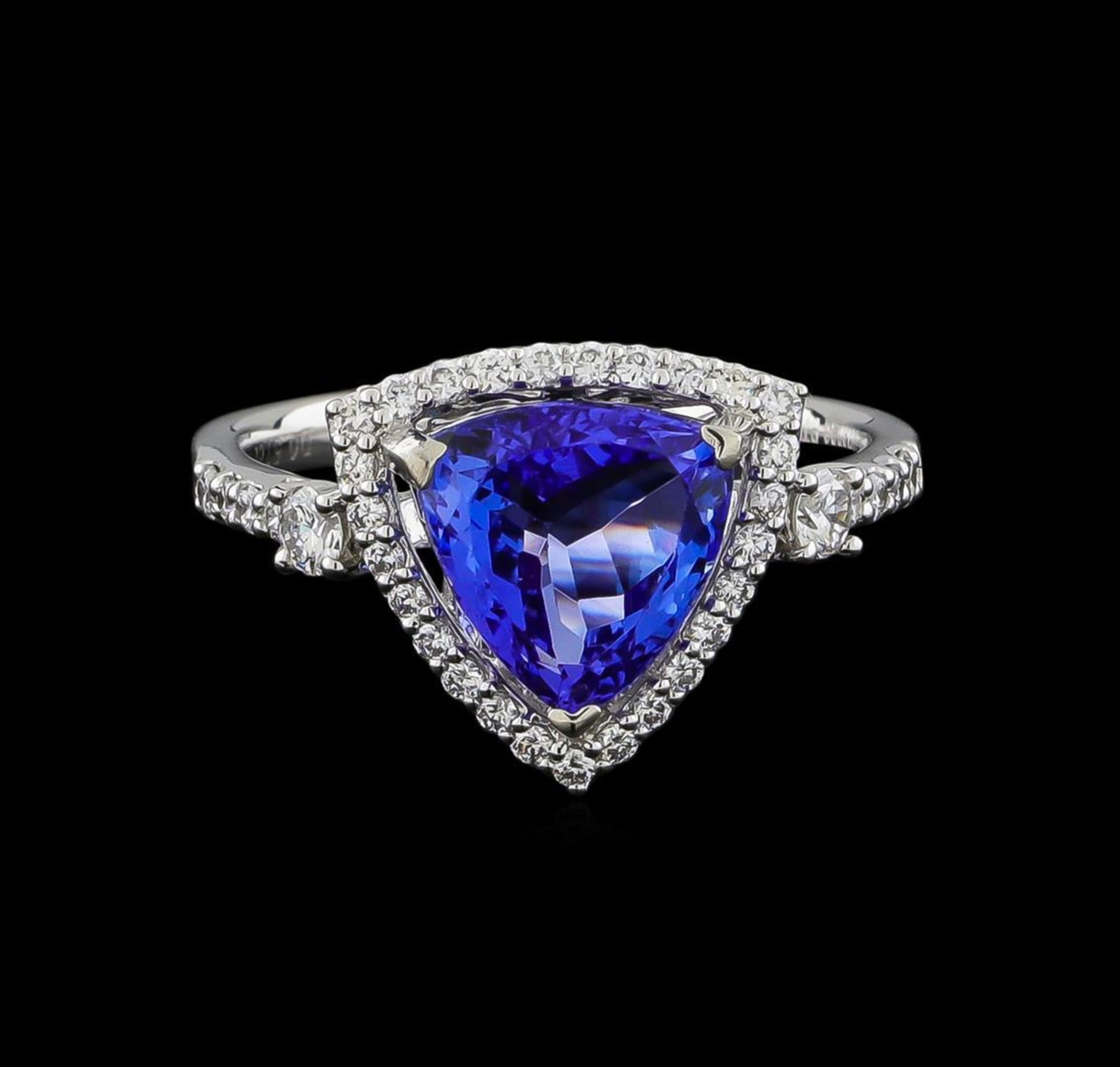 2.46 ctw Tanzanite and Diamond Ring - Platinum - Image 2 of 5