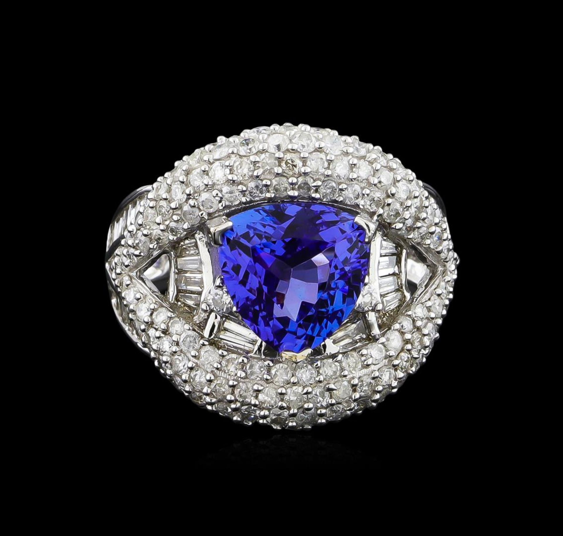 14KT White Gold 2.94 ctw Tanzanite and Diamond Ring - Image 2 of 5