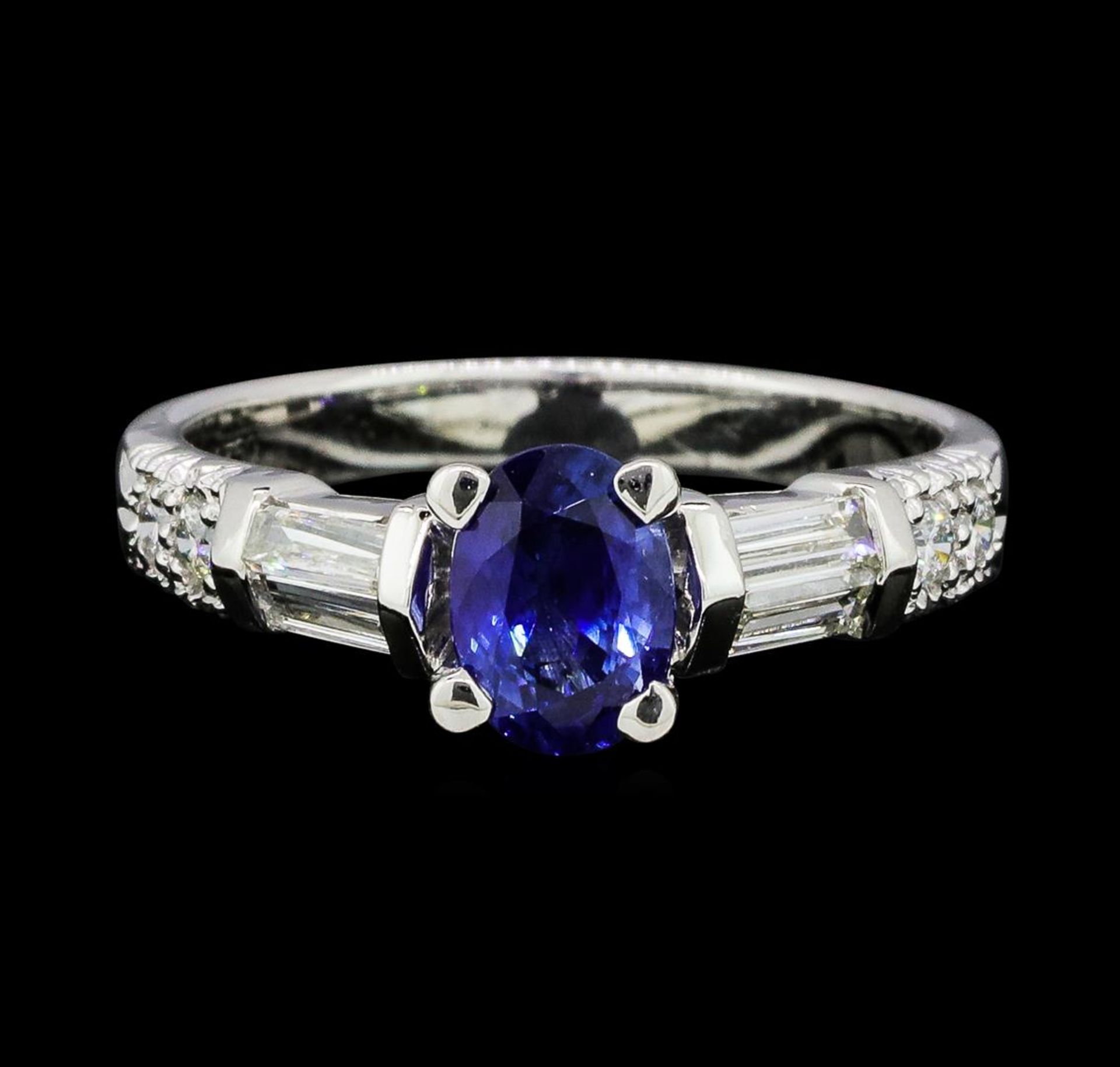 1.00 ctw Sapphire and Diamond Ring - 18KT White Gold - Image 2 of 4