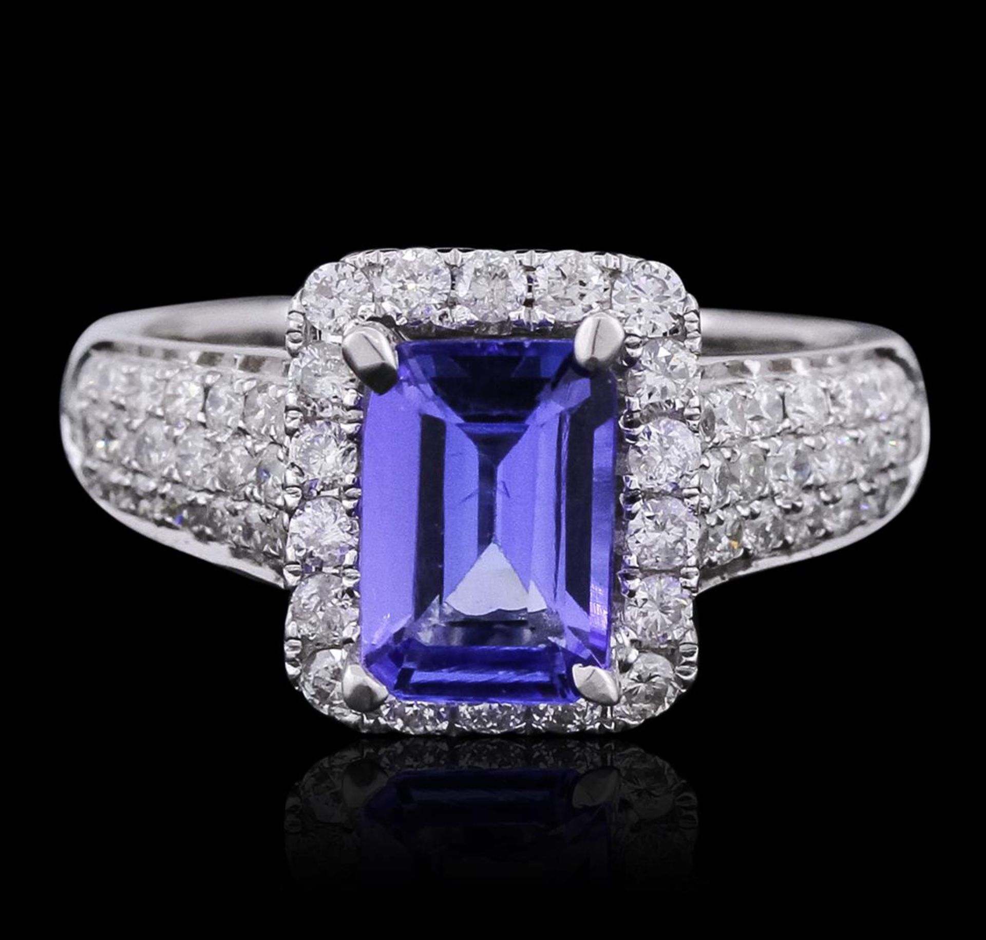 14KT White Gold 1.84 ctw Tanzanite and Diamond Ring - Image 2 of 3