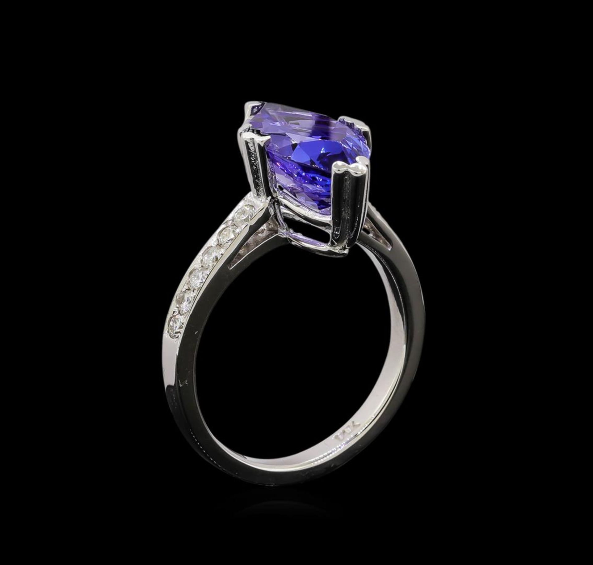 14KT White Gold 5.20 ctw Tanzanite and Diamond Ring - Image 4 of 5