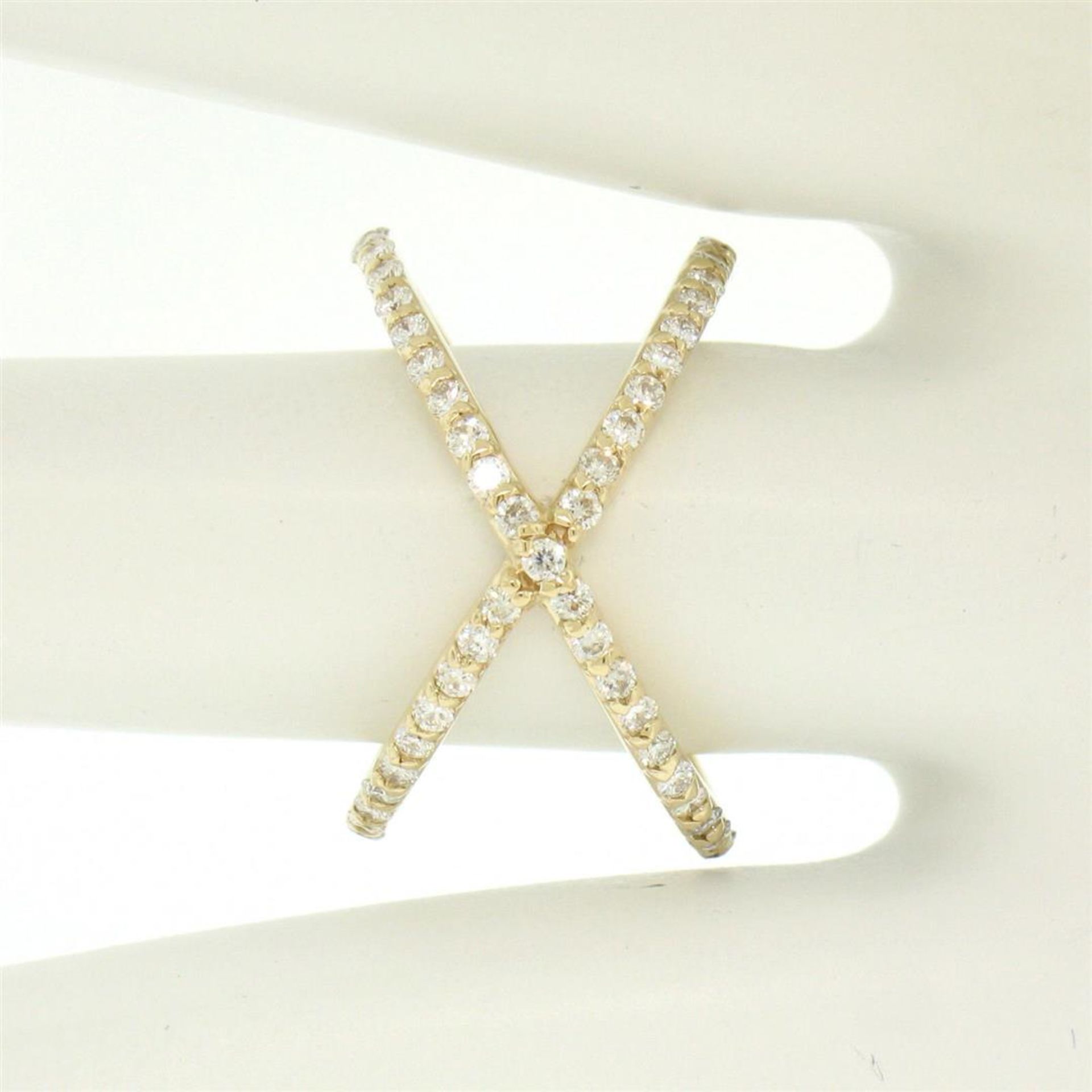 14k Yellow Gold 0.50 ctw Round Brilliant Diamond Simple X Ex Cross Band Ring - Image 8 of 8