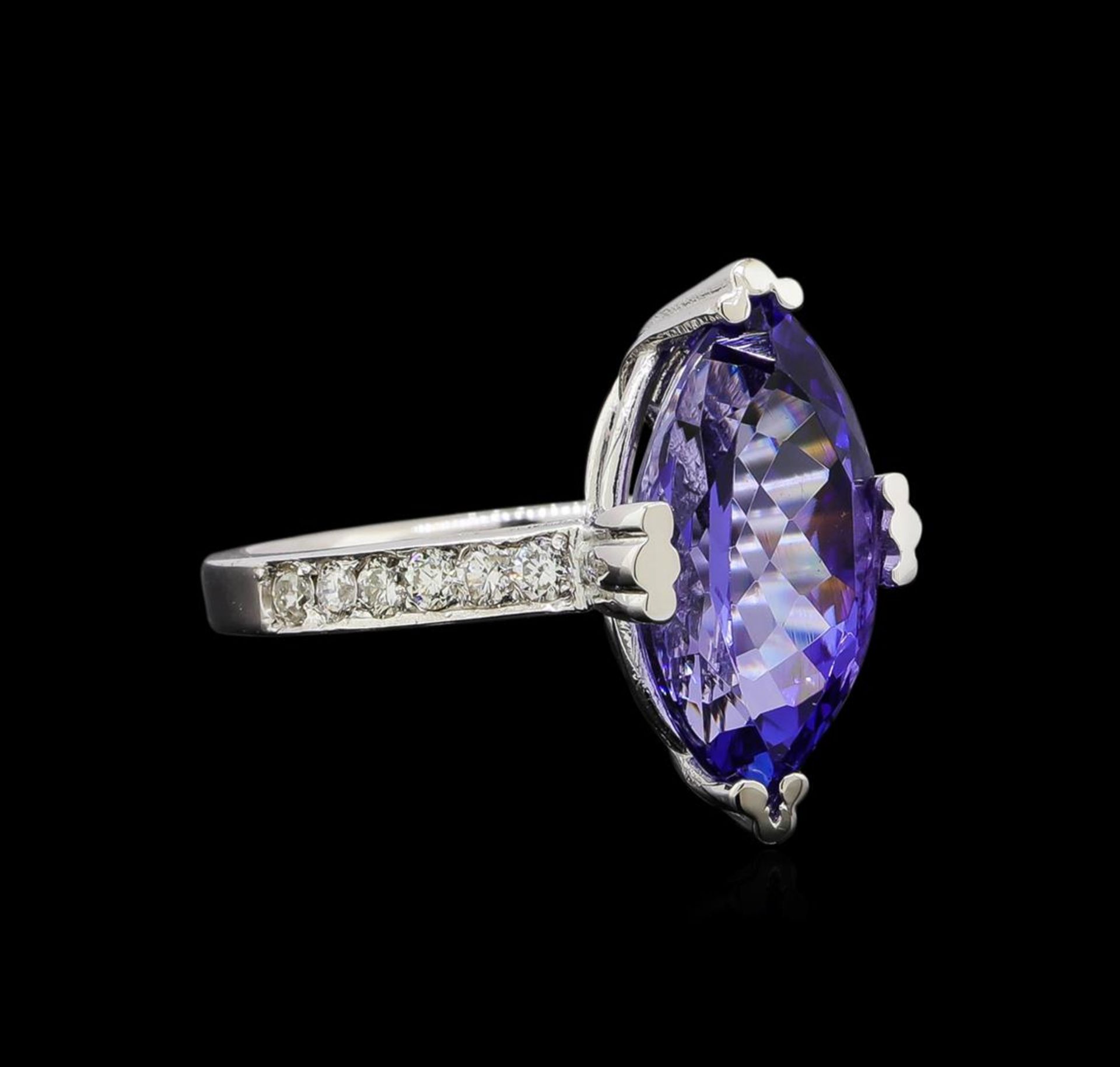 14KT White Gold 5.20 ctw Tanzanite and Diamond Ring