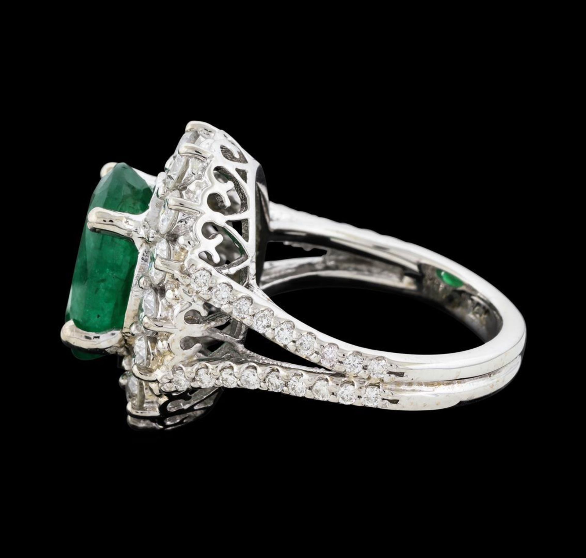 4.70 ctw Emerald and Diamond Ring - 14KT White Gold - Image 3 of 5