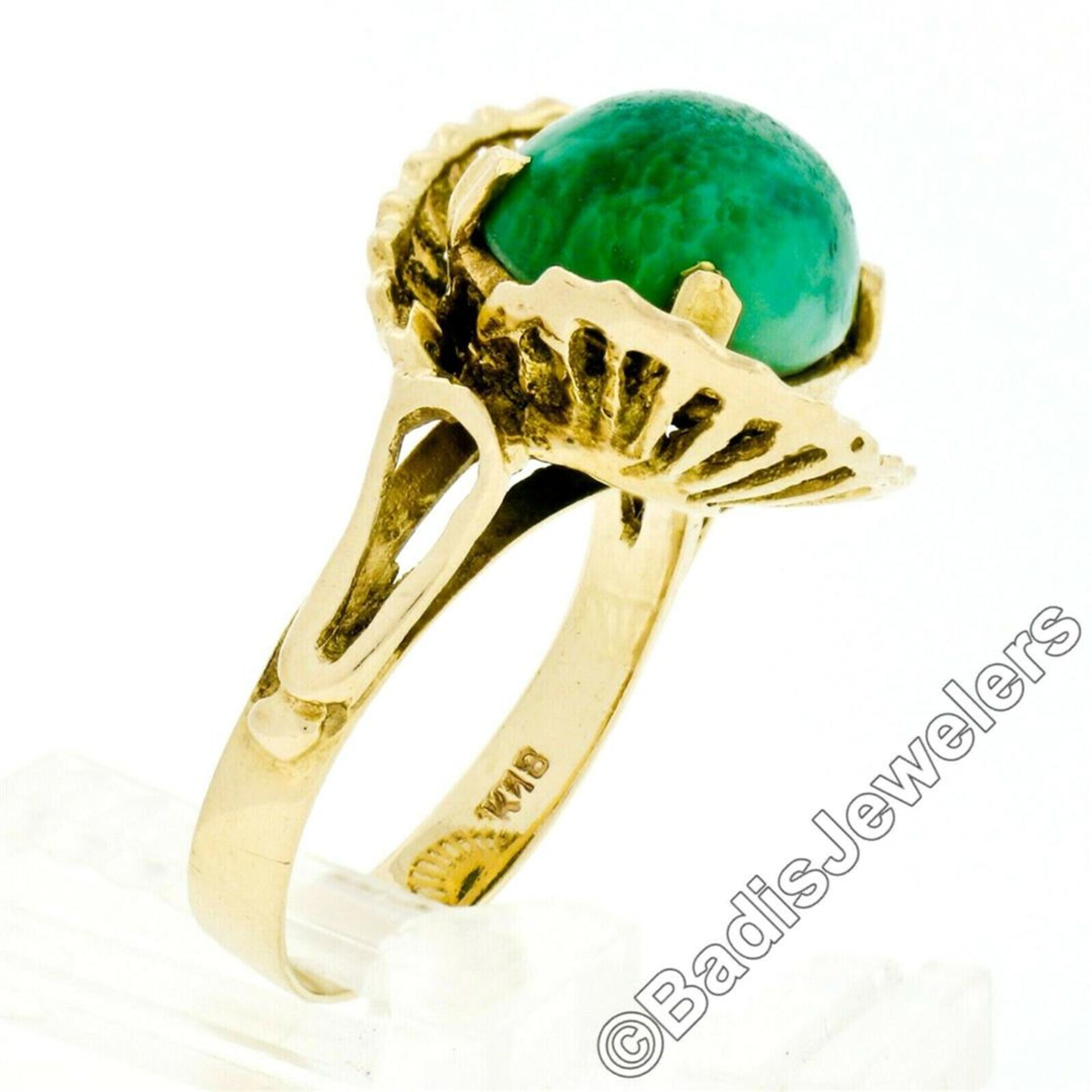 Vintage Handmade 18kt Yellow Gold Oval Jade Solitaire Ring - Image 6 of 8