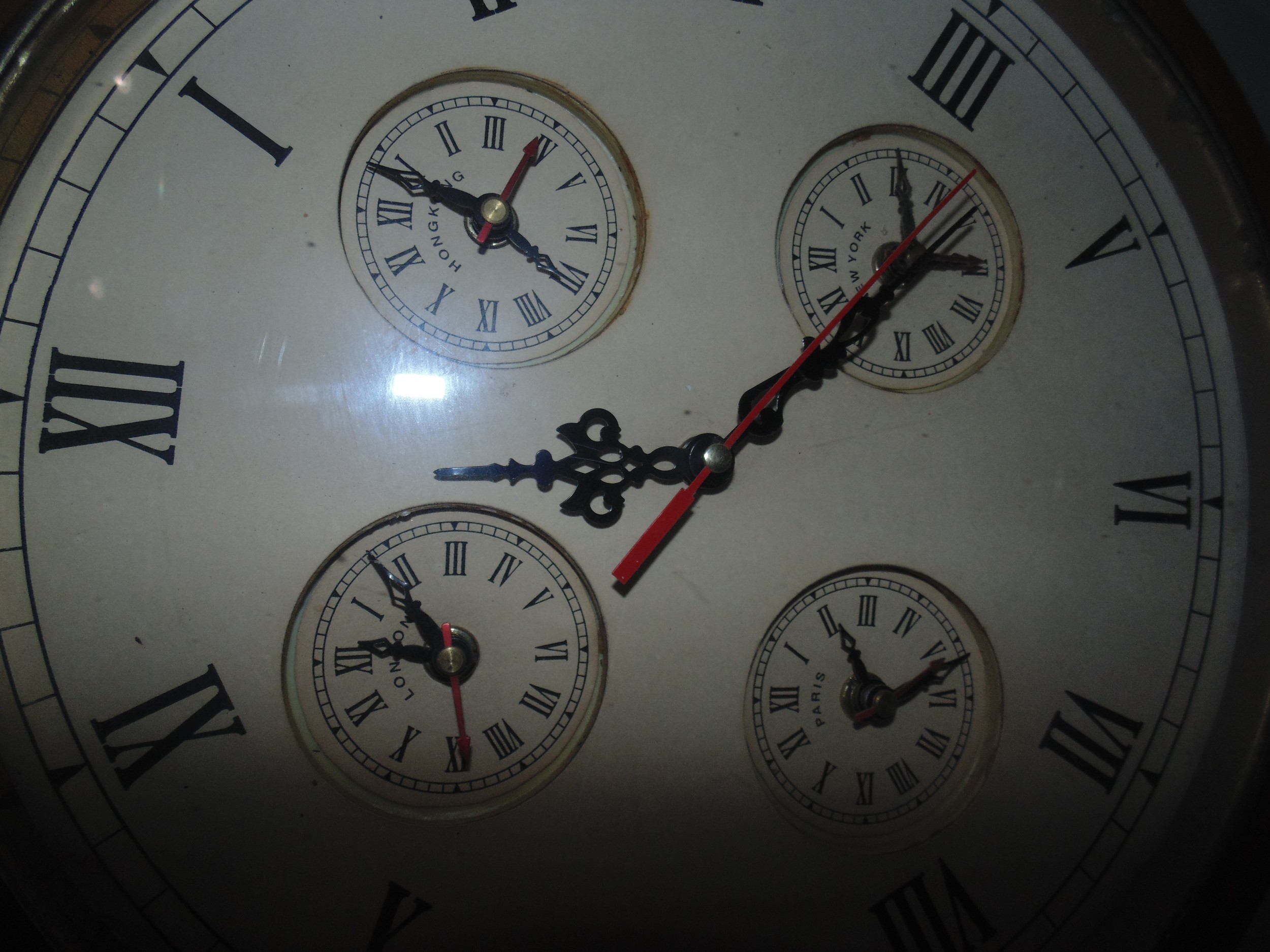 4 World time zone clock London,Paris,Hong-Kong,New York - Image 3 of 4