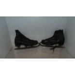 Black leather ice skates Size 10 and half