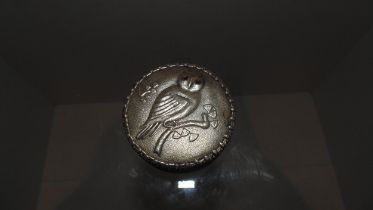 White Metal Powder case engraved with an owl .