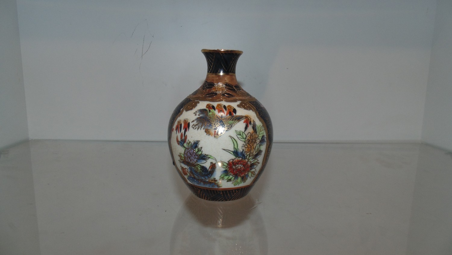 satsuma vase