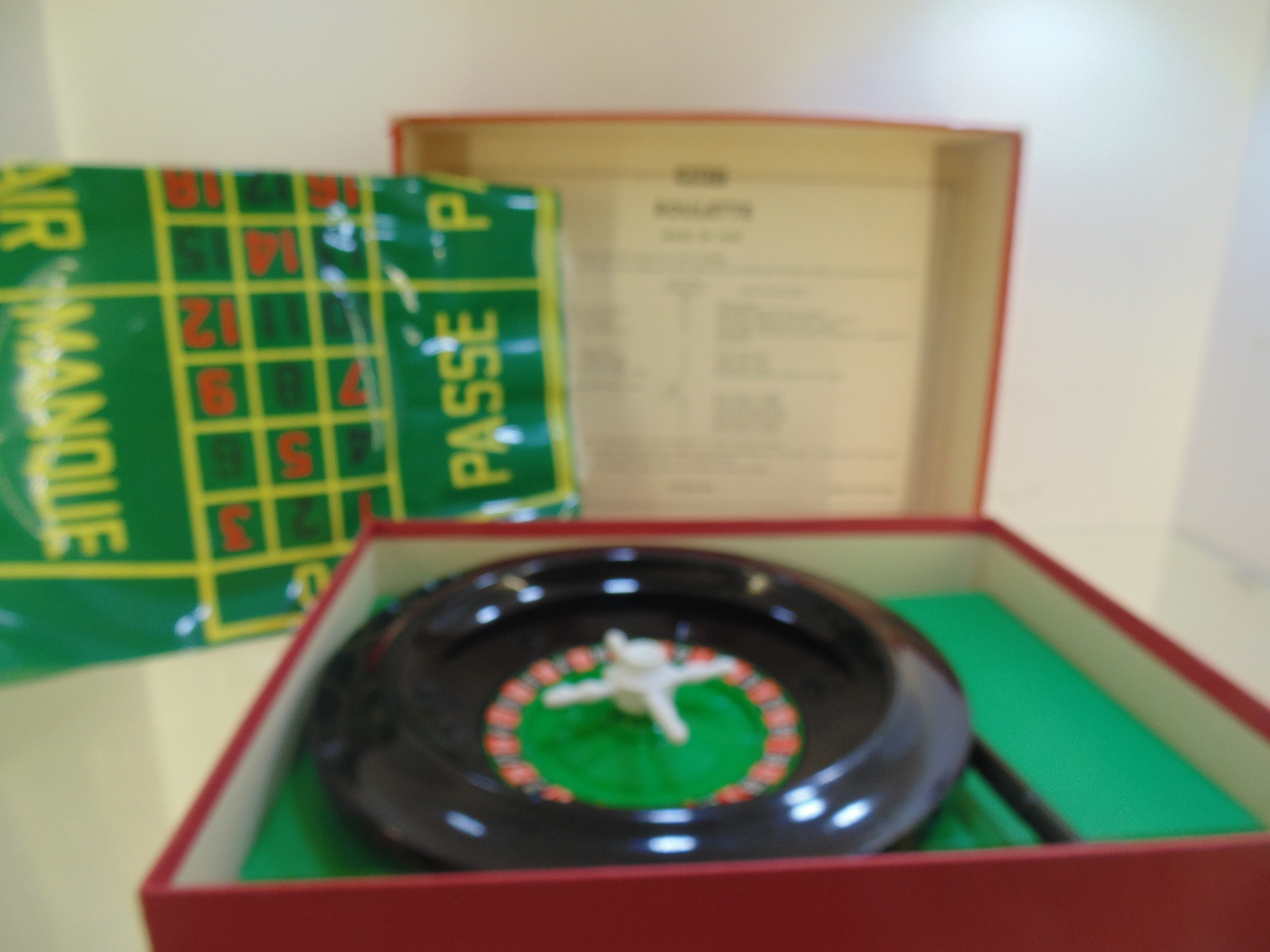 Merit vintage roulette - Image 2 of 2
